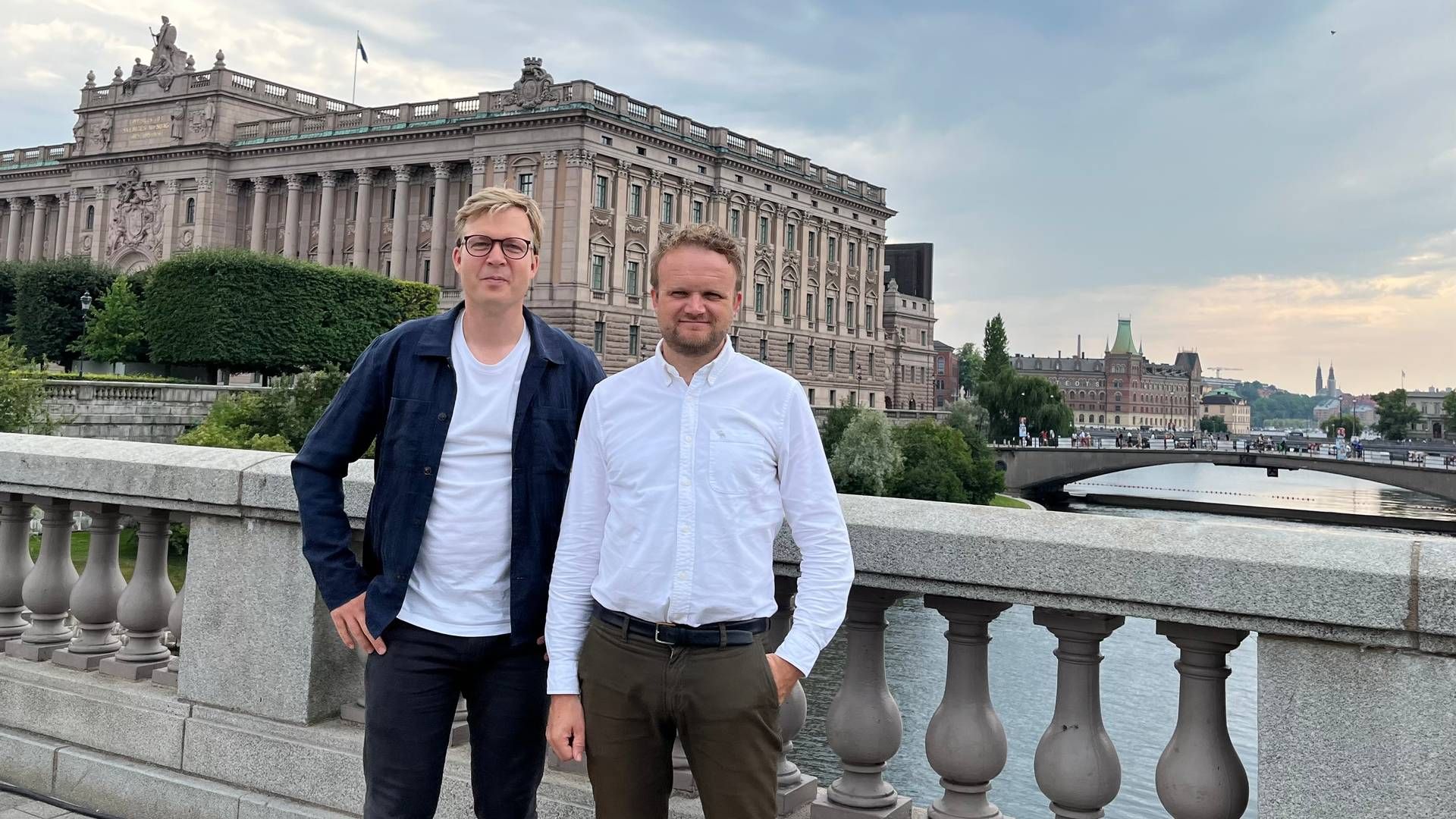 Christian Beer, direktør i Dynamicweb (tv), sammen med Klaus Skriver, der er landechef i Sverige for Dynamicweb. | Foto: Dynamicweb/pr