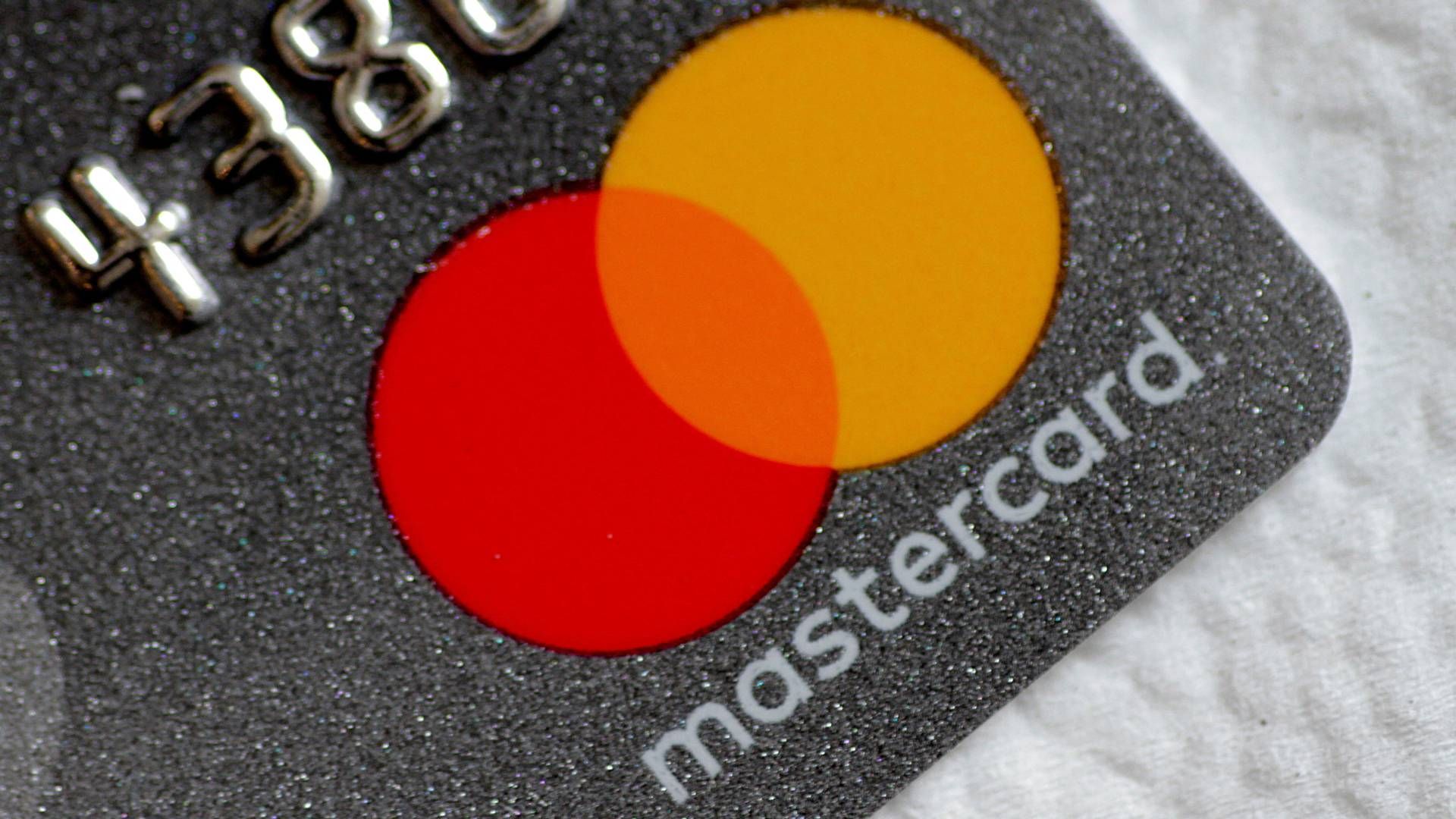 Teknisk fejl hos Mastercard Payment Services kan betyde, at lønnen ikke går ind på kontoen til tiden.