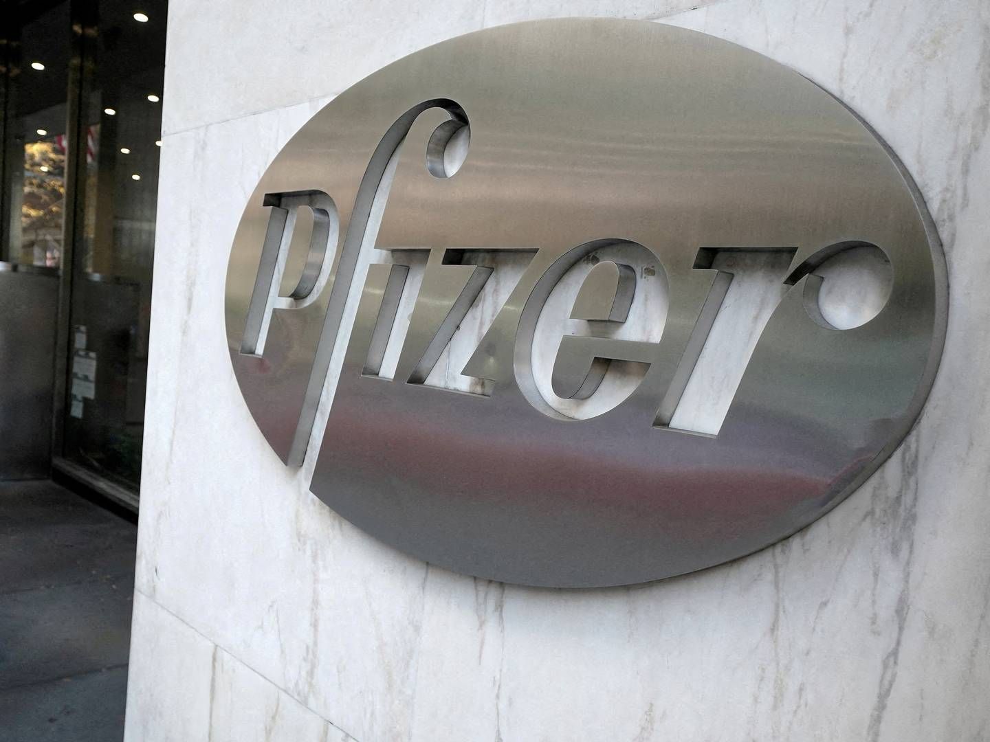 Medicinalselskabet Pfizer er trådt et skridt nærmere markedsgodkendelse af selskabets lægemiddelkandidat, ATM-AV. | Foto: Carlo Allegri/Reuters/Ritzau Scanpix
