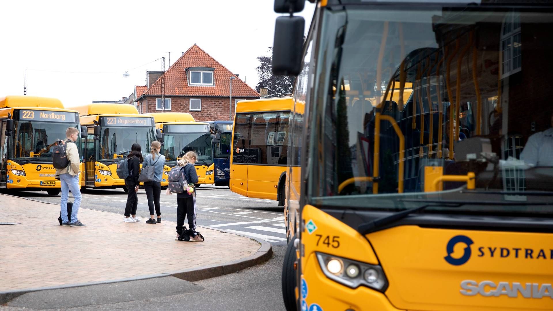 ”Kontantreglen gælder også i busserne," slår forbrugerombudsmanden Christina Toftegaard Nielsen fast. | Foto: Finn Frandsen/Ritzau Scanpix