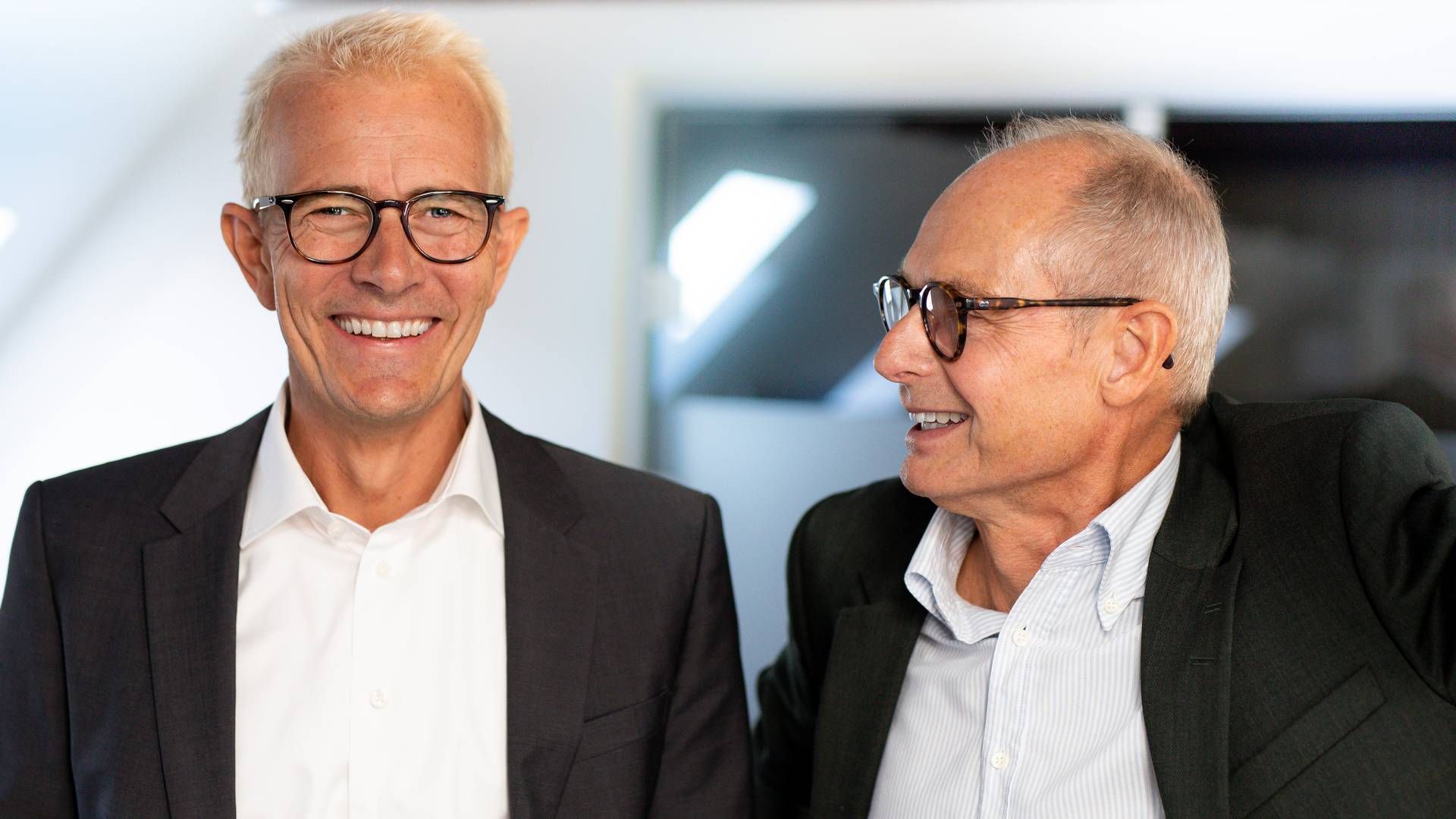 Den 1. oktober 2022 overlod stifter af Technolution Allan Spork (til højre) rollen som adm. direktør i konsulenthuset til Thomas Bach Agerslev (til venstre). | Foto: Technolution / Pr