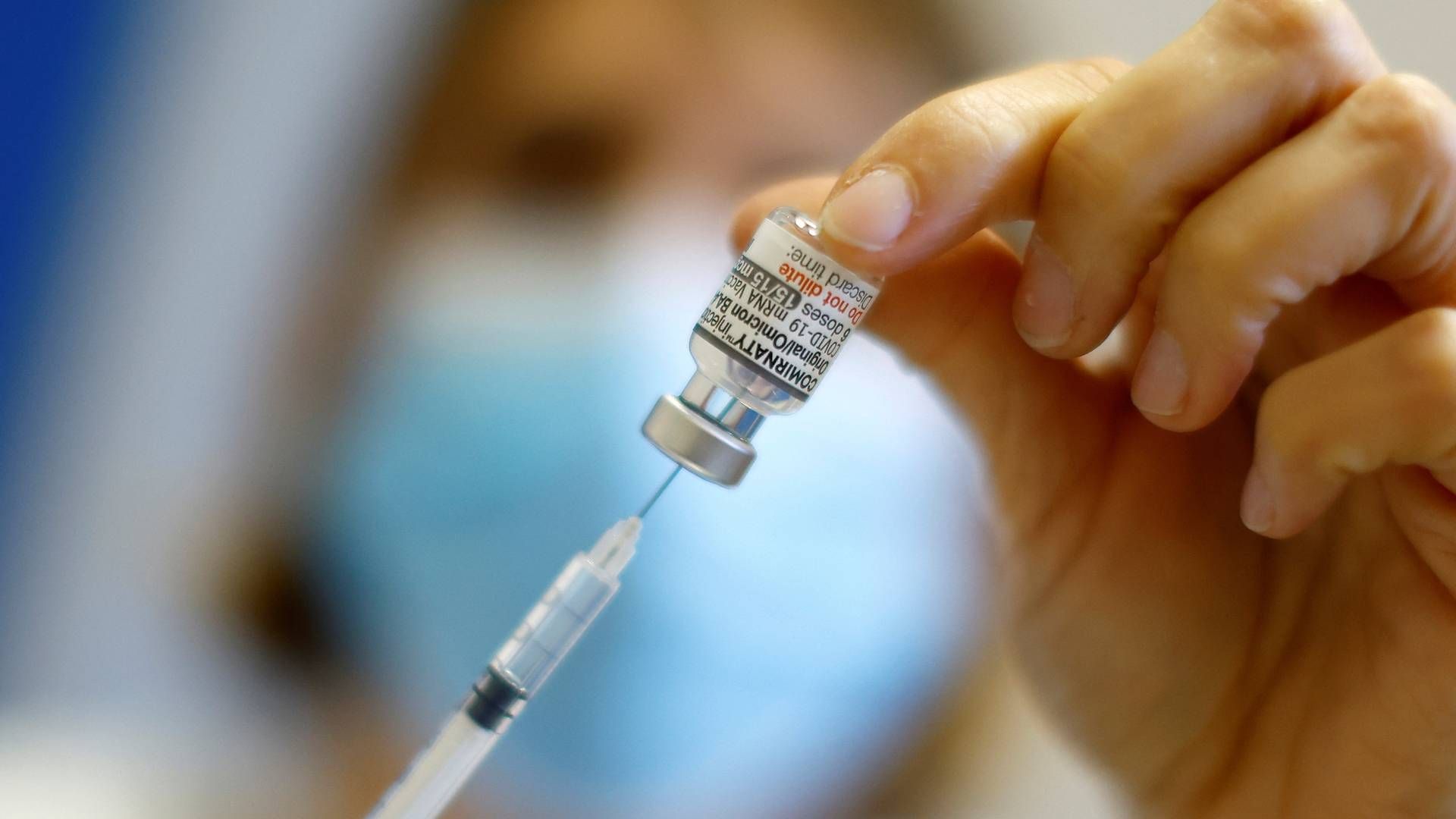 Personer på 65 år og over vil blive tilbudt covid-19-vaccination og influenzavaccination. | Foto: Eric Gaillard/Reuters/Ritzau Scanpix