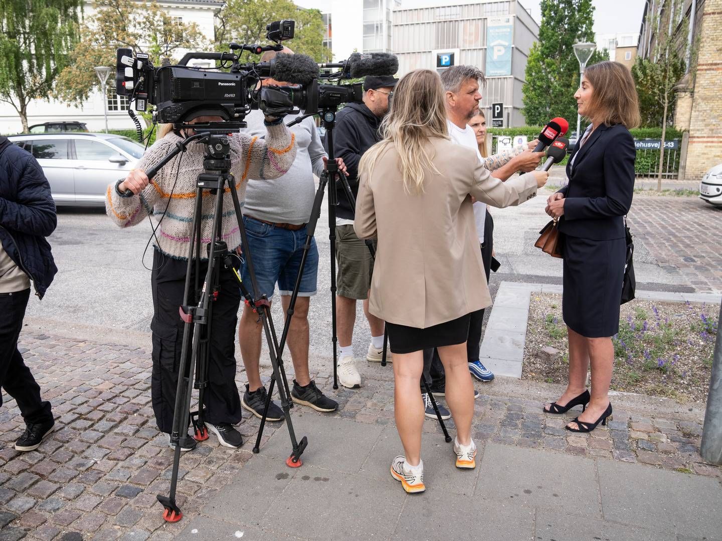 Advokatsamfundet kommer på banen efter grove trusler mod blandt andre forsvarsadvokat Mette Grith Stage (th) i forbindelse med en drabssag i Aalborg. | Foto: Bo Amstrup/Ritzau Scanpix