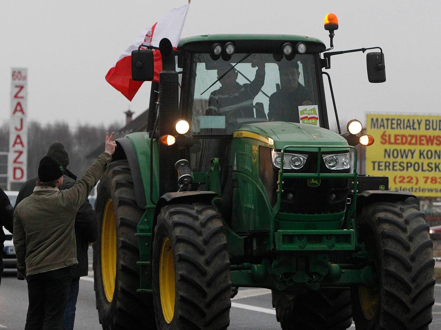 Polske landmænd har tidligere lanceret protester mod den store mængde billige korn, der flød over den ukrainske grænse.