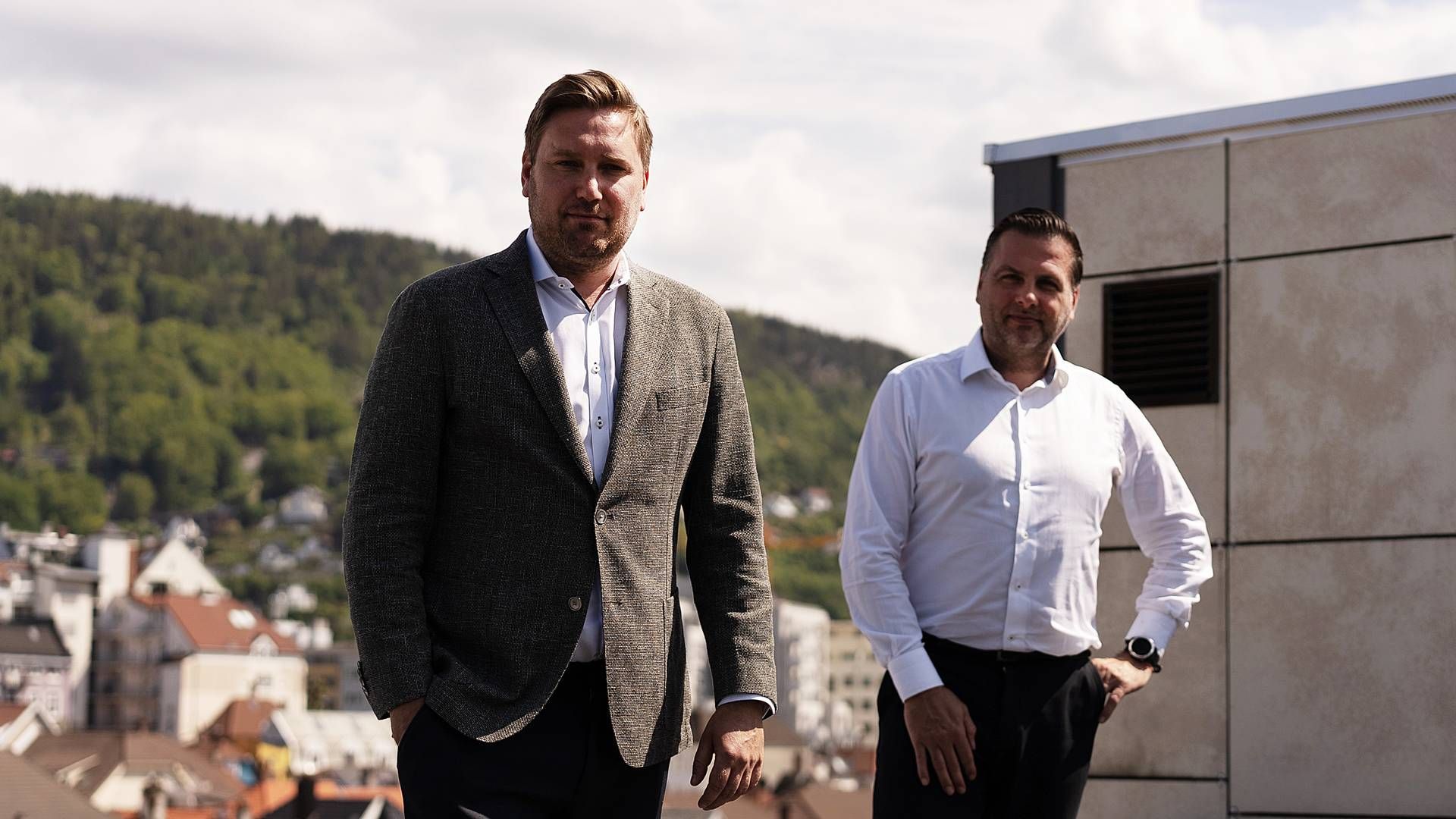 Leveranceansvarlig Jan Georg Lehmann fra it-selskabet Knowit (til højere) siger, at man vil bruge ny kontrakt som afsæt til at udfordre de etablerede spillere på det norske marked.