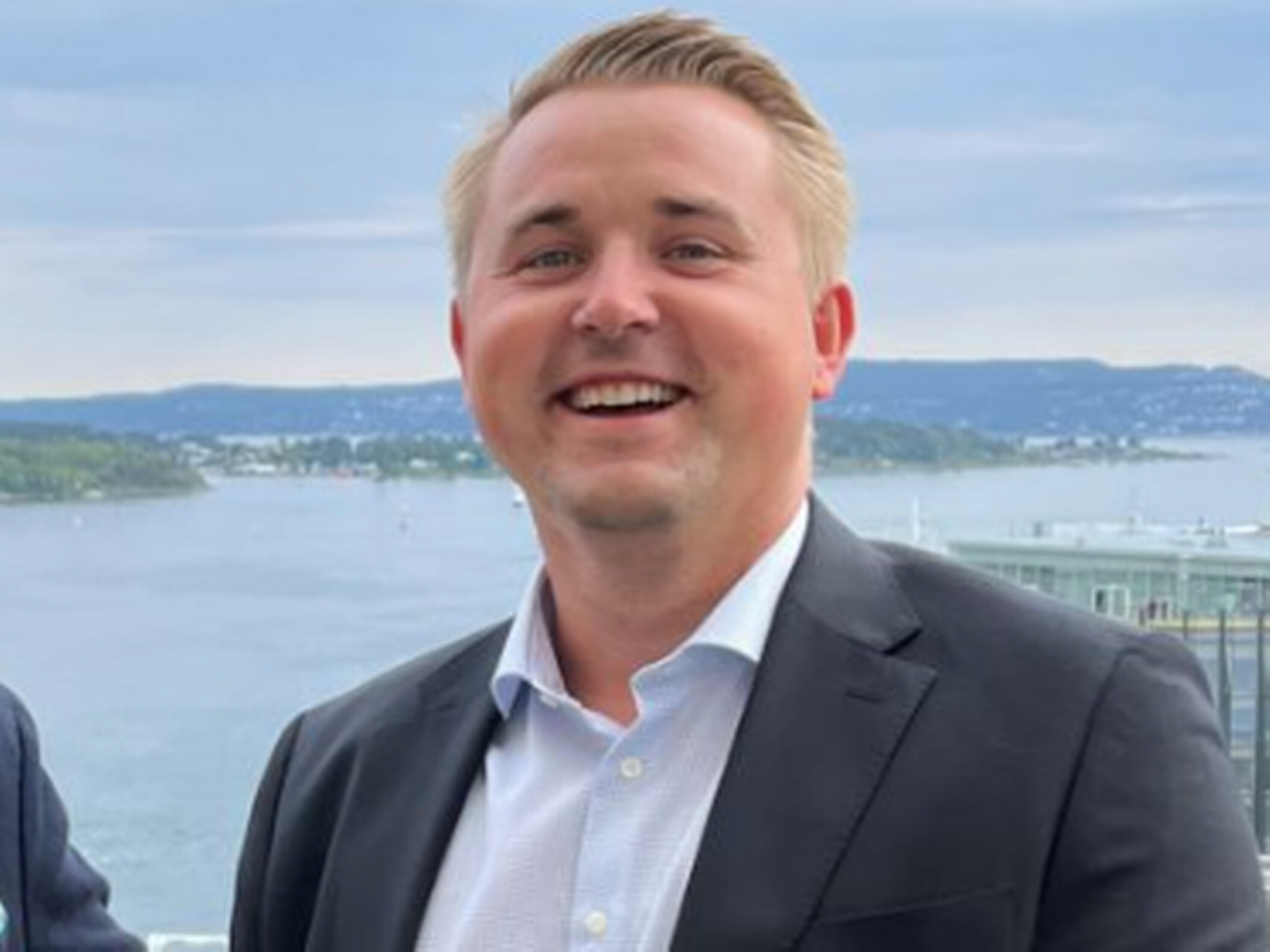 TILRETTELEGGER: Andreas Bjarto jobber i Corporate Finance-avdelingen til Kraft Finans, som var tilrettelegger i forbindelse med Forus Kombibygg Invests oppkjøp på Forus utenfor Stavanger. | Foto: Kraft Finans
