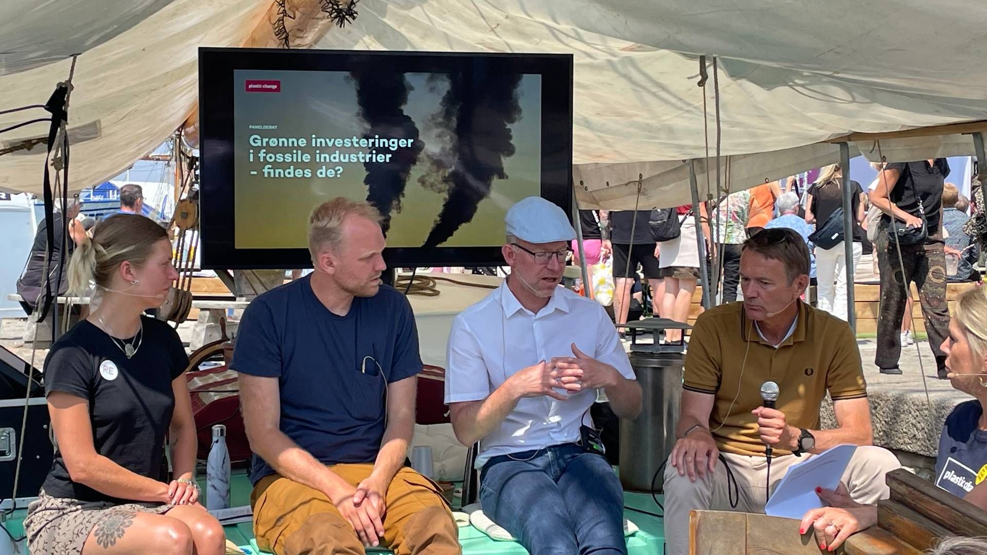 Lars Bo Bertram (far right) participating in a debate about green investments at Denmark’s annual democracy festival Folkemødet. Here he told the audience about BankInvest's two newly launched Article 9 funds that are failing to attract capital. | Photo: Philip Madsen