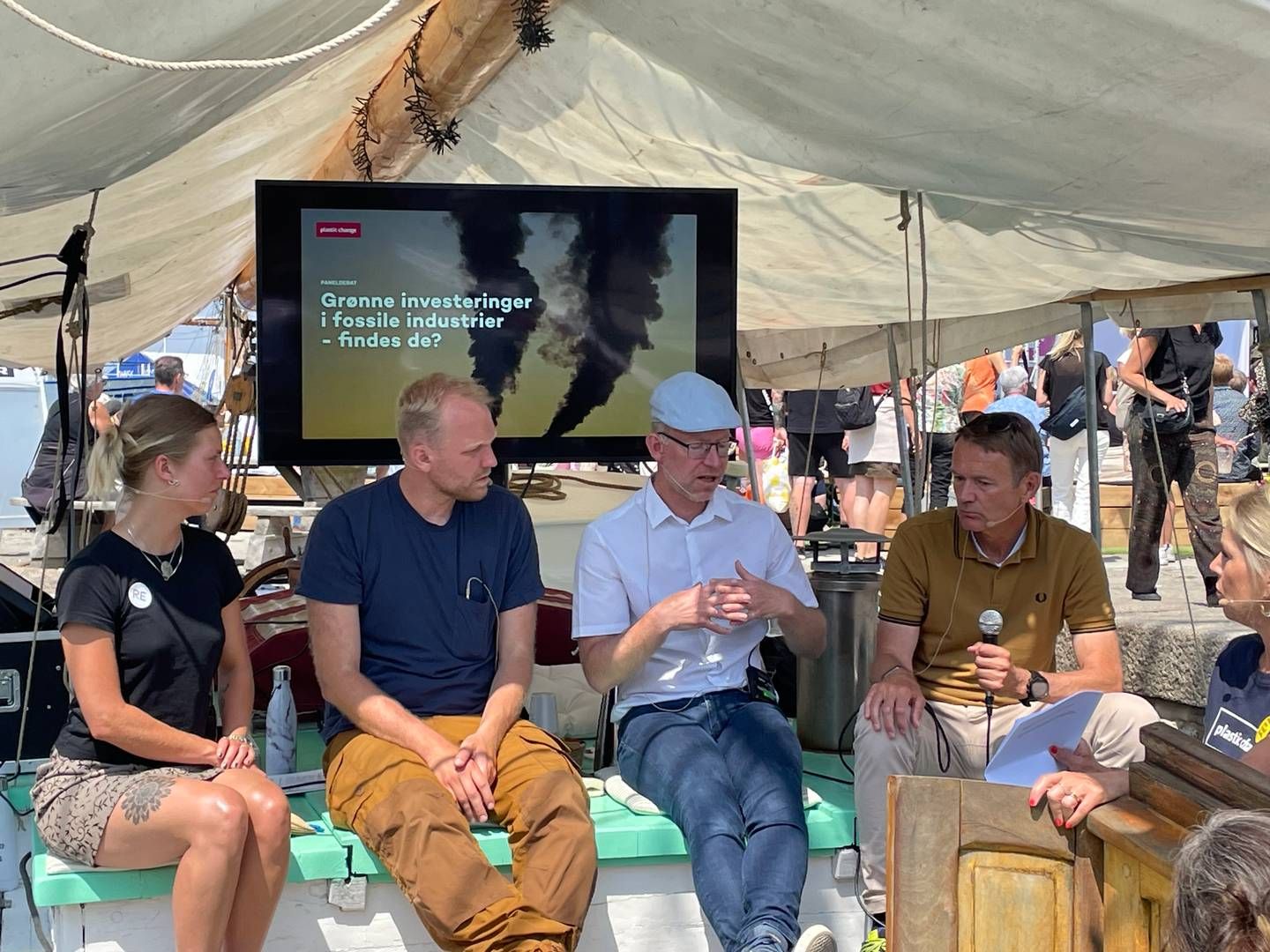 Lars Bo Bertram (far right) participating in a debate about green investments at Denmark’s annual democracy festival Folkemødet. Here he told the audience about BankInvest's two newly launched Article 9 funds that are failing to attract capital. | Photo: Philip Madsen
