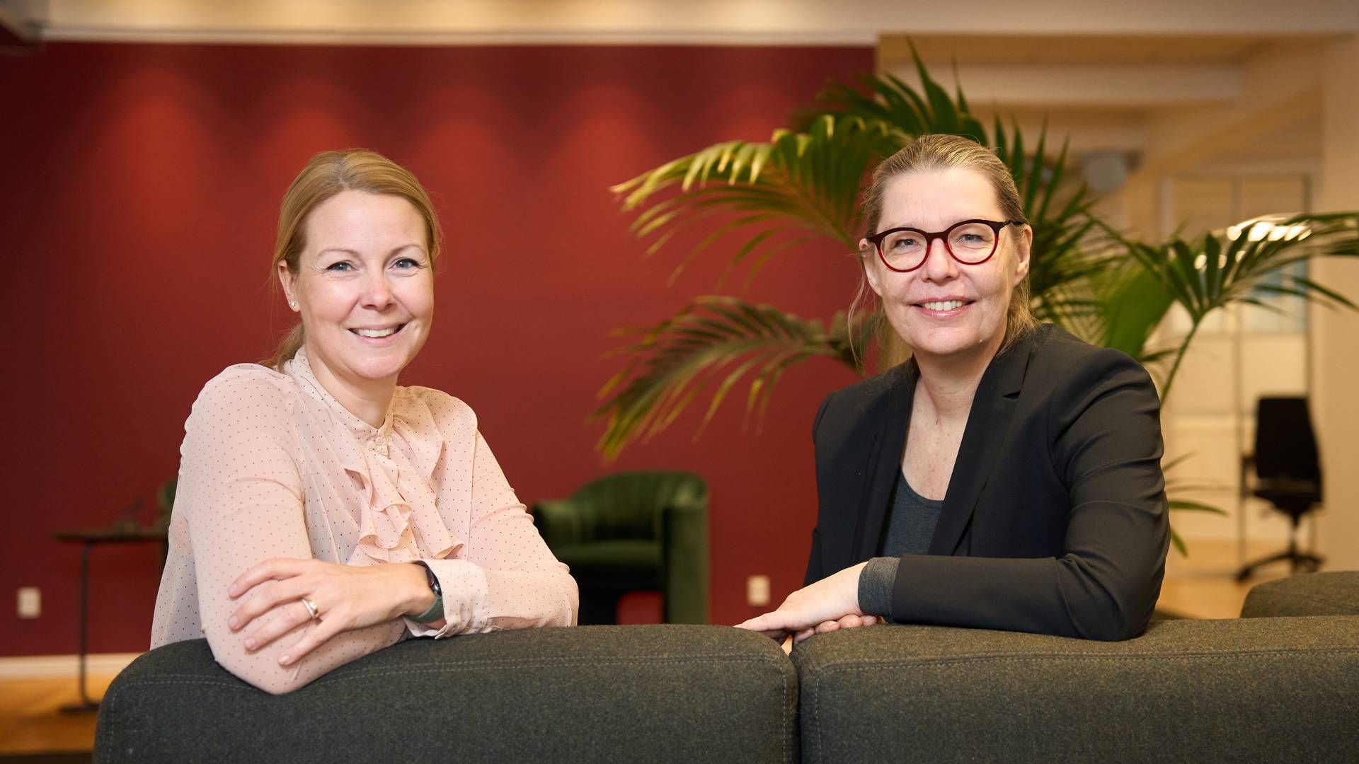 Susanne Møllegaard (th.) er adm. direktør, og Maiken Sjöberg Russ (tv.) er COO i Process Factory.