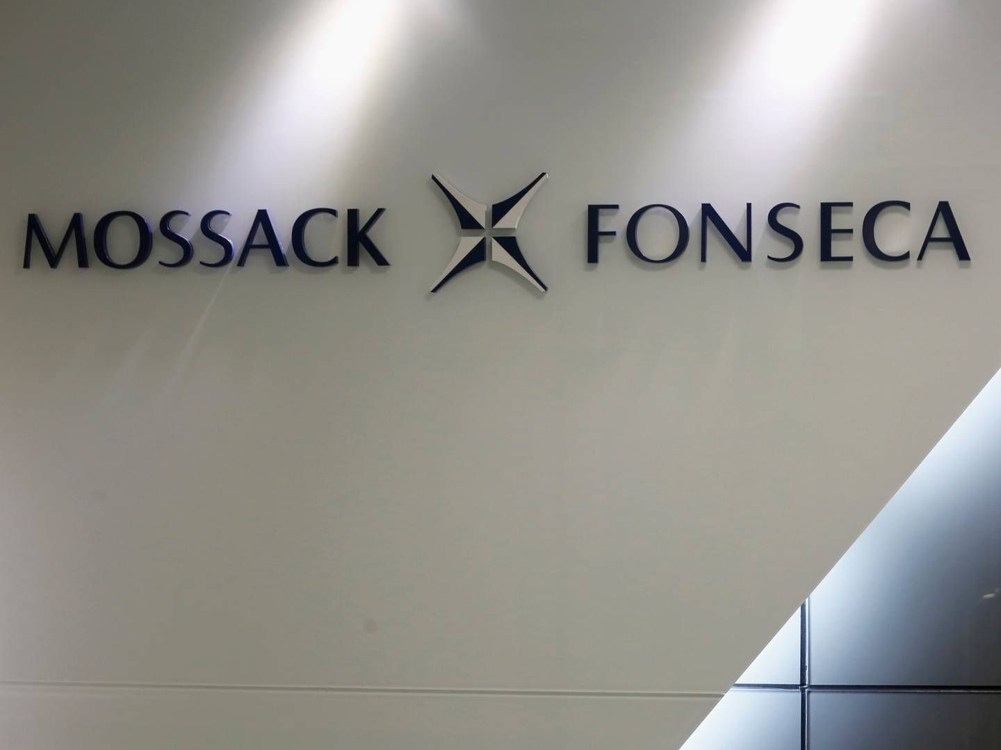 Den såkaldte Panama Papers-lækage afslørede, hvordan advokatfirmaet Mossack Fonseca har hjulpet personer med at holde formuer skjult for skattemyndighederne. Skat har brugt oplysningerne til at rejse et krav på 433 mio. kr. mod 115 danskere.