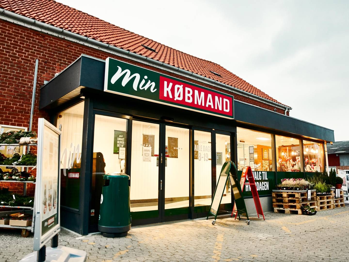 De lokale købmænd i nærområderne skal varetage en central rolle i fremtidens postmarked, mener Dagrofa, der selv står bag Spar, Min Købmand og Let-Køb. | Foto: PR/Dagrofa