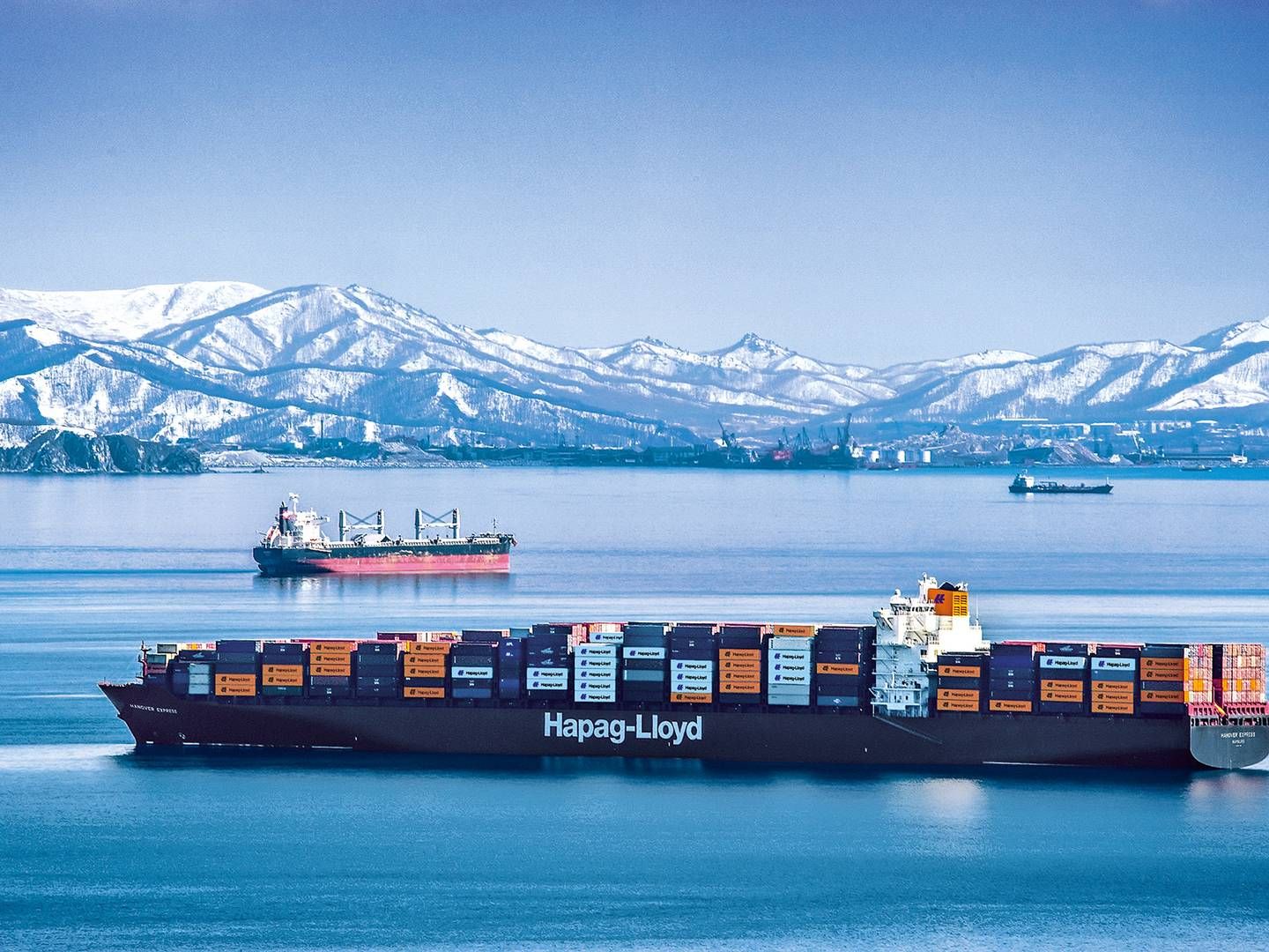 Container freight rates have dropped considerably in the first half of 2023, according to numbers from Xeneta. | Photo: Pr / Hapag-lloyd