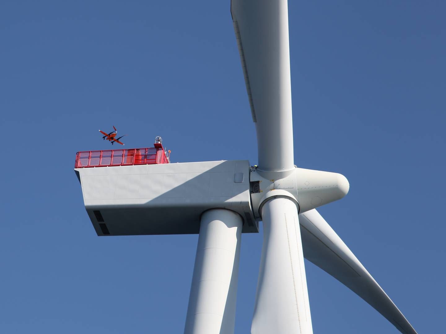 "We are very likely the first in the world to be able to do this," says Peter Matthiesen, Innovation Director at DSV, about servicing offshore wind turbines with drones. | Photo: DSV