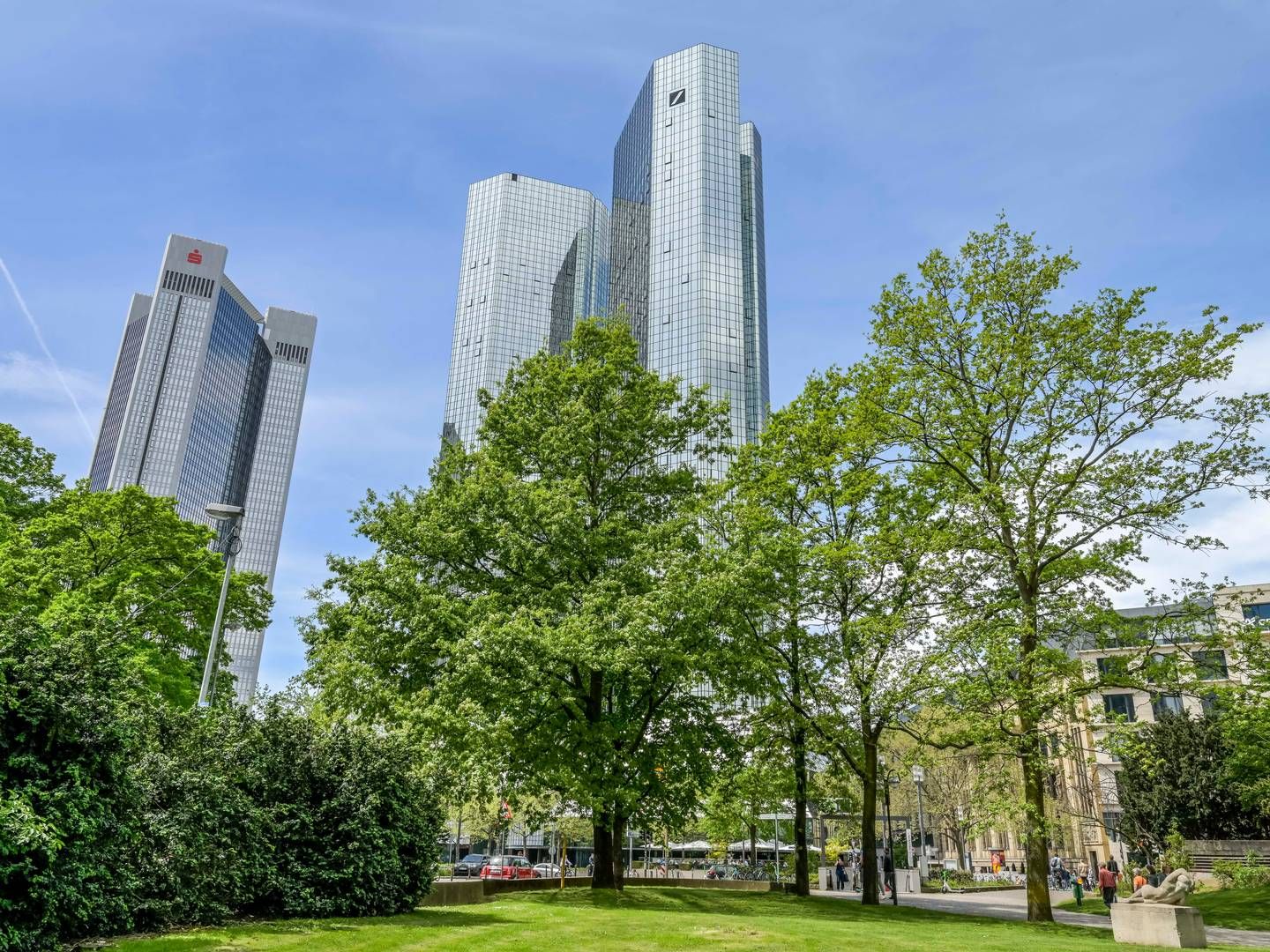 Die Deutschen-Bank-Tower in Frankfurt. | Foto: picture alliance / Schoening | Schoening