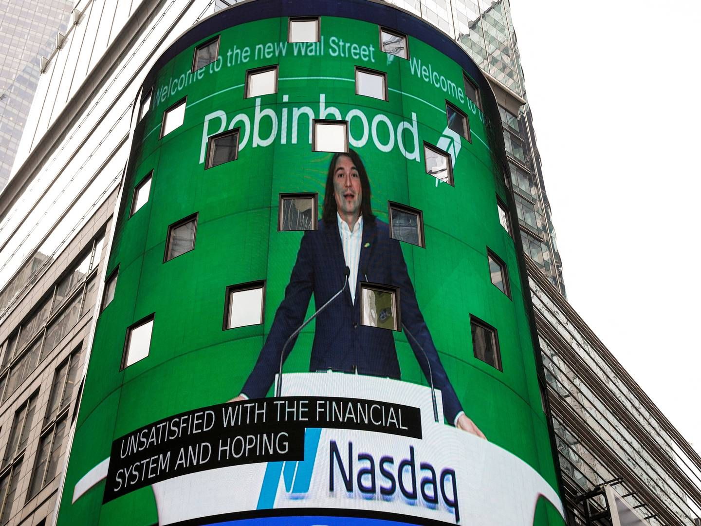 Handelsplatformen Robinhood er blevet kendt for at sælge mindre bidder af aktier henvendt til mindre, private investorer. | Foto: REUTERS/Brendan McDermid/File Photo