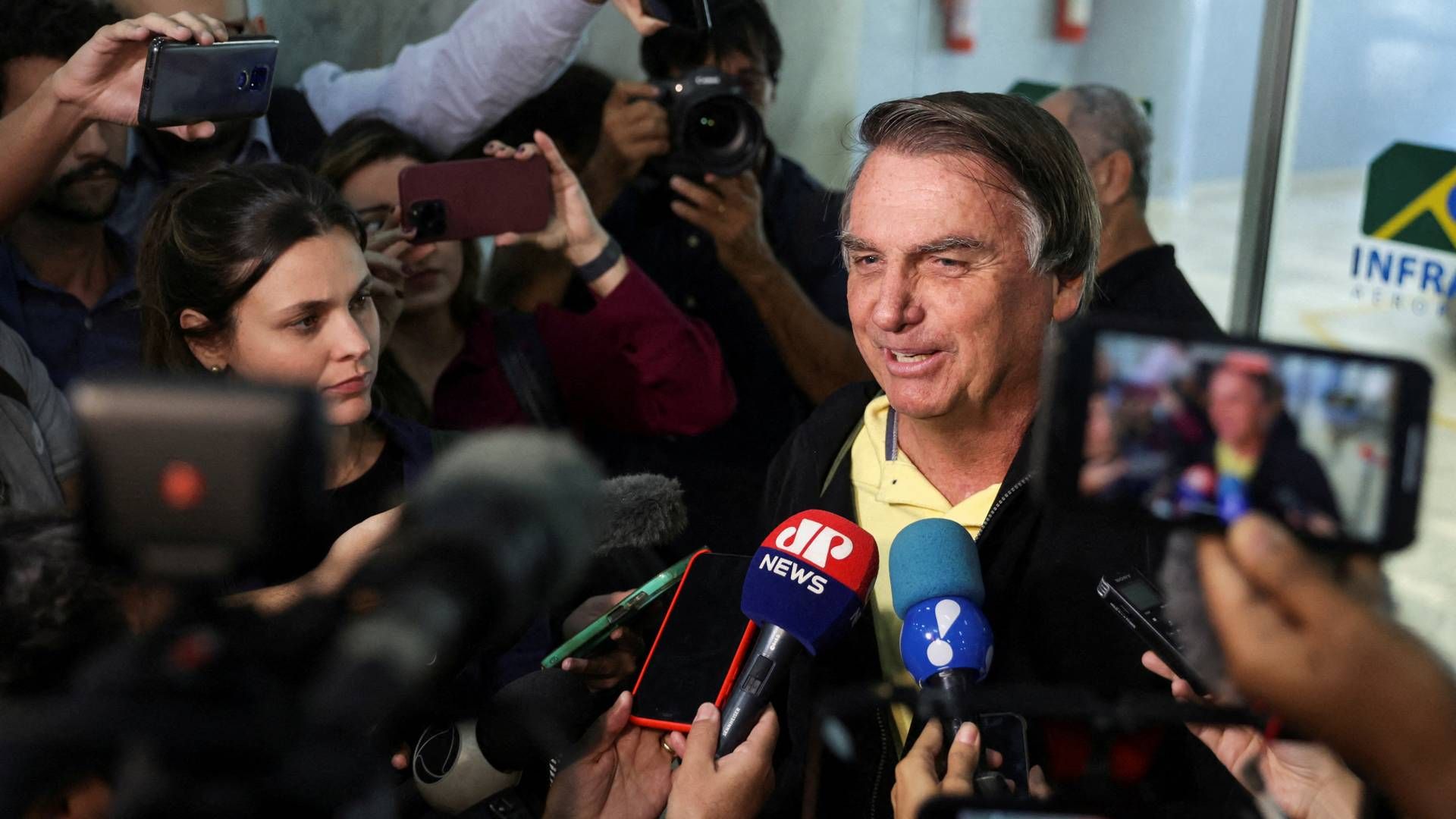 Brasiliens ekspræsident Jair Bolsonaro kommer ikke til at blande sig i politik de næste syv år, lyder det fra et flertal af dommerne ved landets valgtribunal. | Foto: Pilar Olivares/Reuters/Ritzau Scanpix