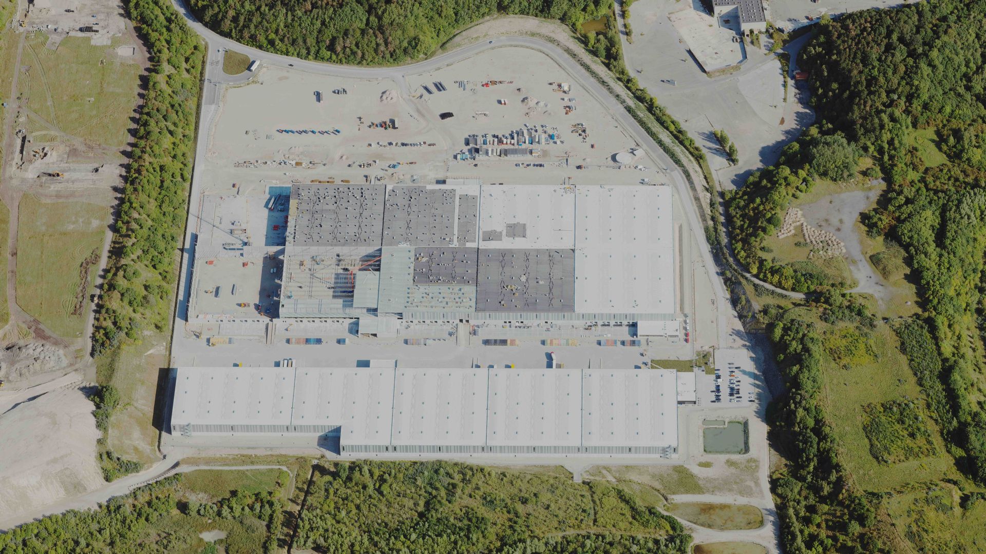 I efteråret 2022 flyttede Ikeas ind i logistikcentret CDC København i Hedehusene, der med sine 133.000 kvm er Danmarks næststørste logistikcenter. Ikea overtog centret for 1,8 mia. kr. i juli. | Foto: Styrelsen for Dataforsyning og Infrastruktur