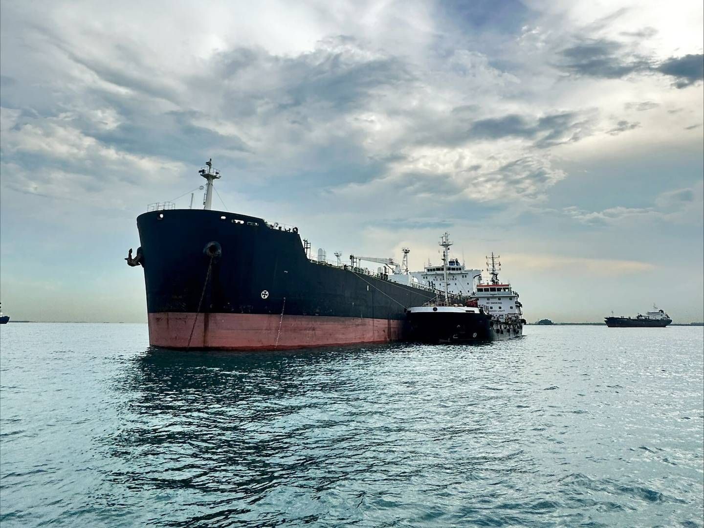 Havnen i Singapore er verdens største knudepunkt for handel med bunkerolie.. | Foto: Monjasa