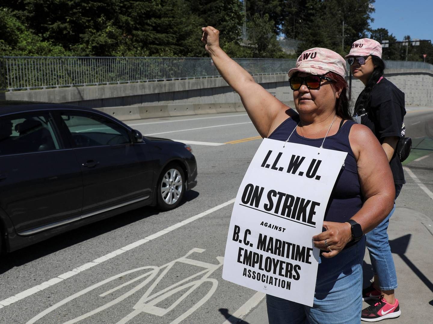 Longshoremen with the International Longshore and Warehouse Union Canada (ILWU) strike outside the Port of Vancouver, Canada July 1, 2023. | Photo: Chris Helgren/Reuters/Ritzau Scanpix