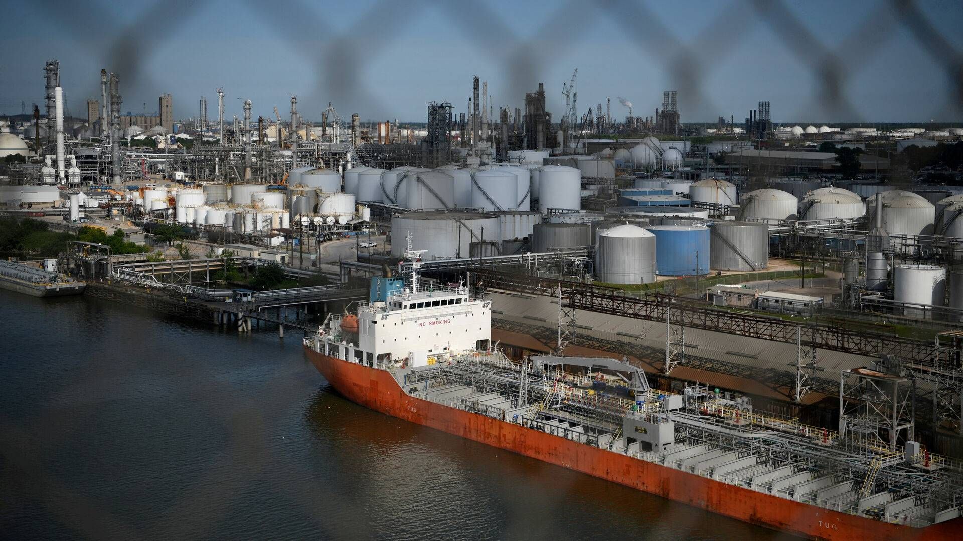 Det var kystvagten i havnen i Houston, der opdagede, at skibet Clipper Saturn (ikke på billedet) havde lavet en ulovlig manøvre. Arkivfoto af havnen i Houston. | Foto: Loren Elliott/Reuters/Ritzau Scanpix