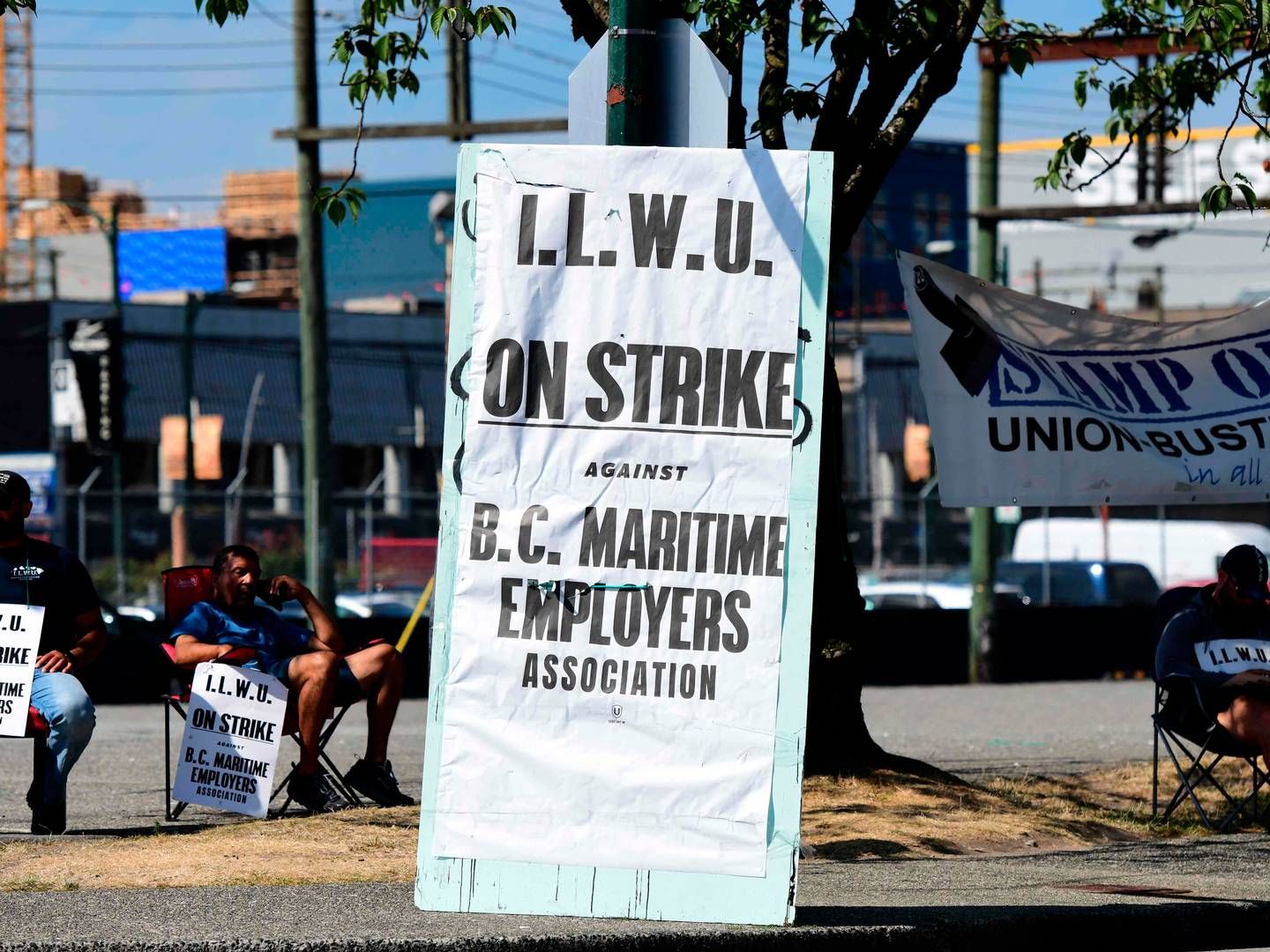 Arbejdere i store havne på den canadiske vestkyst har strejket siden 1. juli. | Foto: Don Mackinnon/AFP/Ritzau Scanpix
