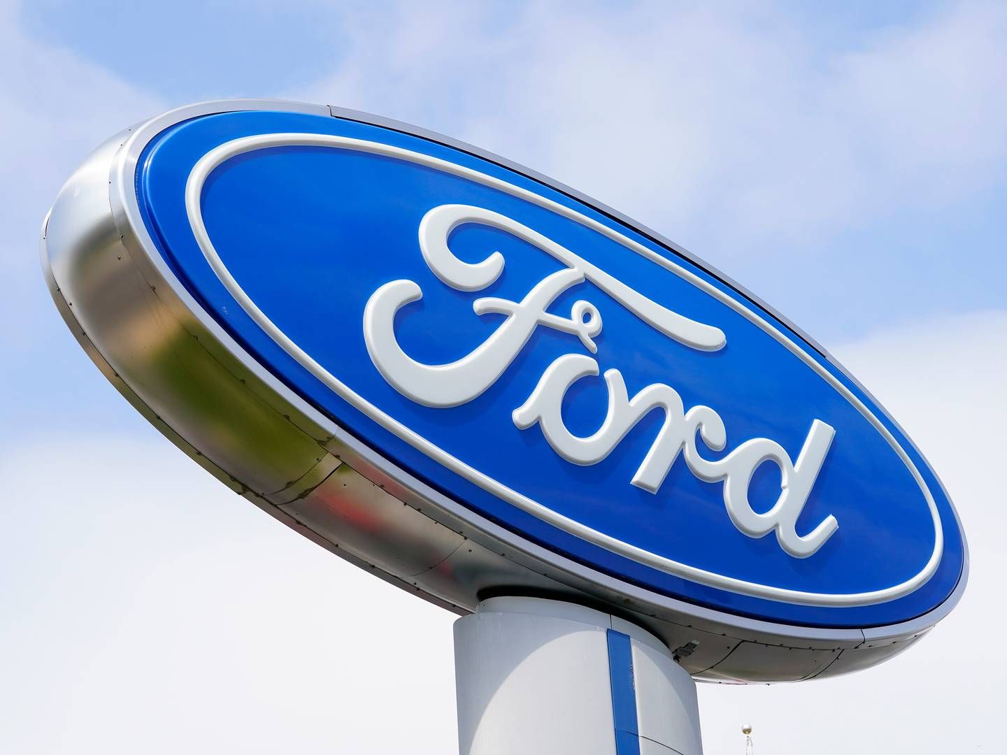 ”Markedet for elektriske biler forandrer sig hurtigt, og vi er nødsaget til at tilpasse os for at være konkurrencedygtige,” siger en talsmand fra Ford ifølge Bloomberg News. | Foto: Matt Rourke/AP/Ritzau Scanpix