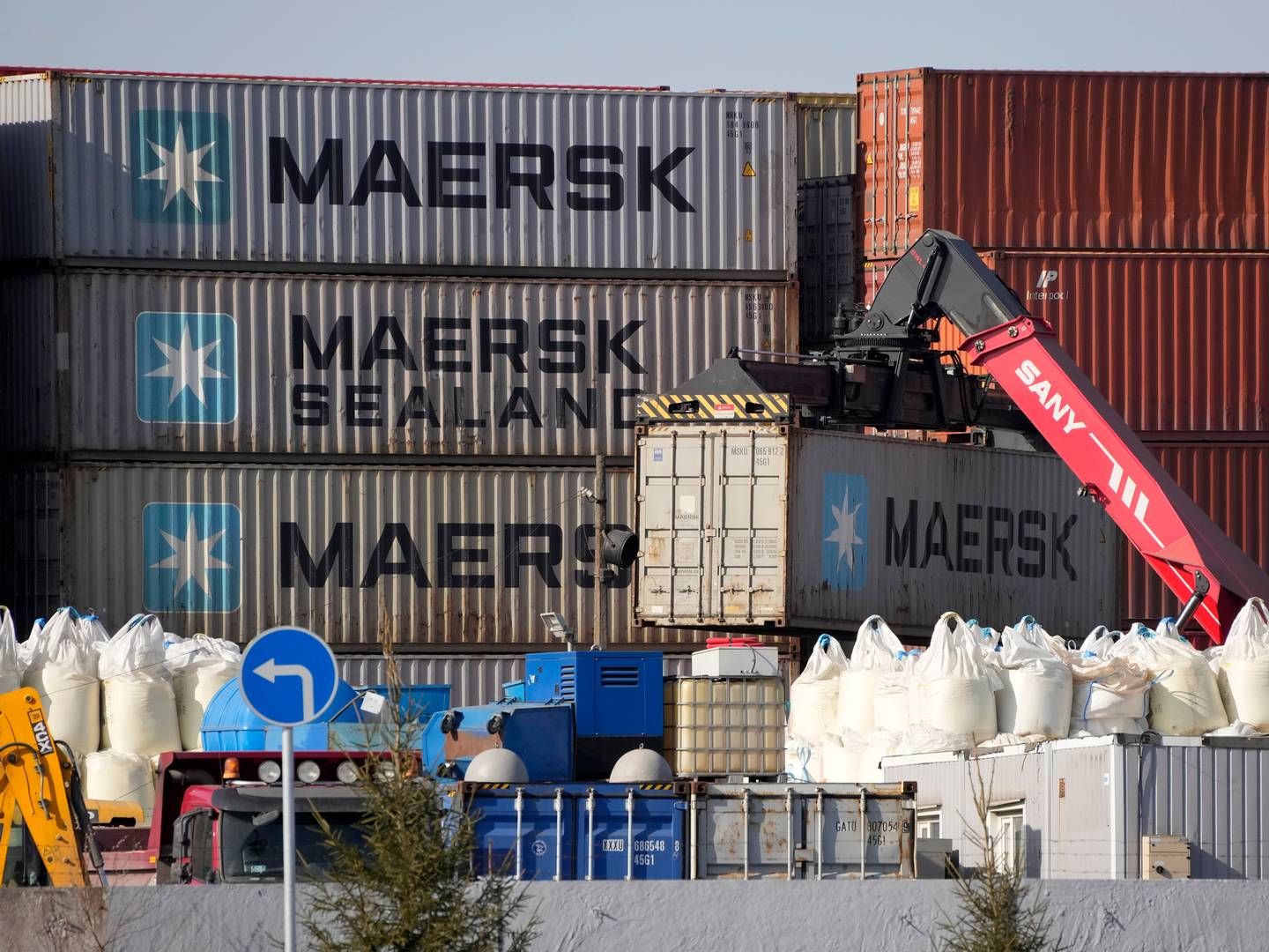 Mærsk ejede knap en tredjedel af havneselskabet Global Ports, men solgte sin andel, da Rusland invaderede Ukraine. Siden da er antallet af containere i selskabets havne faldet drastisk. | Foto: Uncredited/AP/Ritzau Scanpix