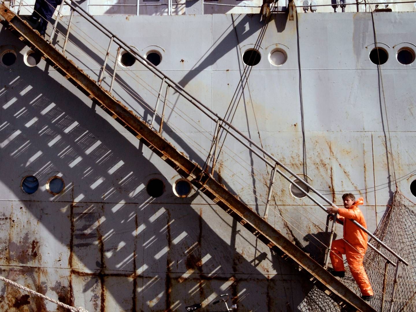 En af årsagerne til manglen på arbejdskraft er, at mange skibsejere er stoppet med at ansætte russiske søfolk. | Foto: Martin Zakora/Ritzau Scanpix