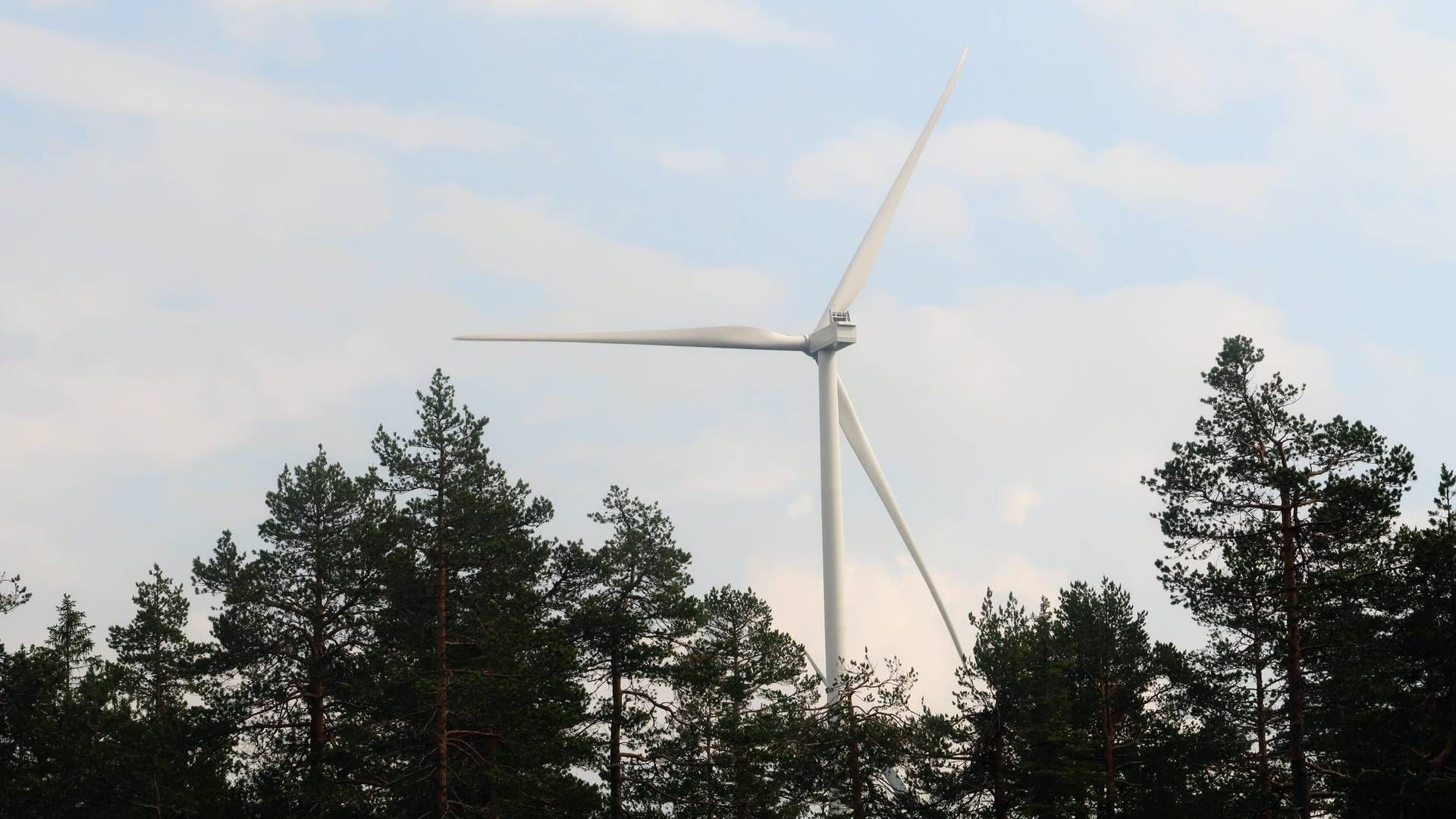 REDUSERT PRODUKSJON: Odal vindpark sliter med turbinene, og får derfor ikke produsert for fullt. | Foto: Anders Lie Brenna