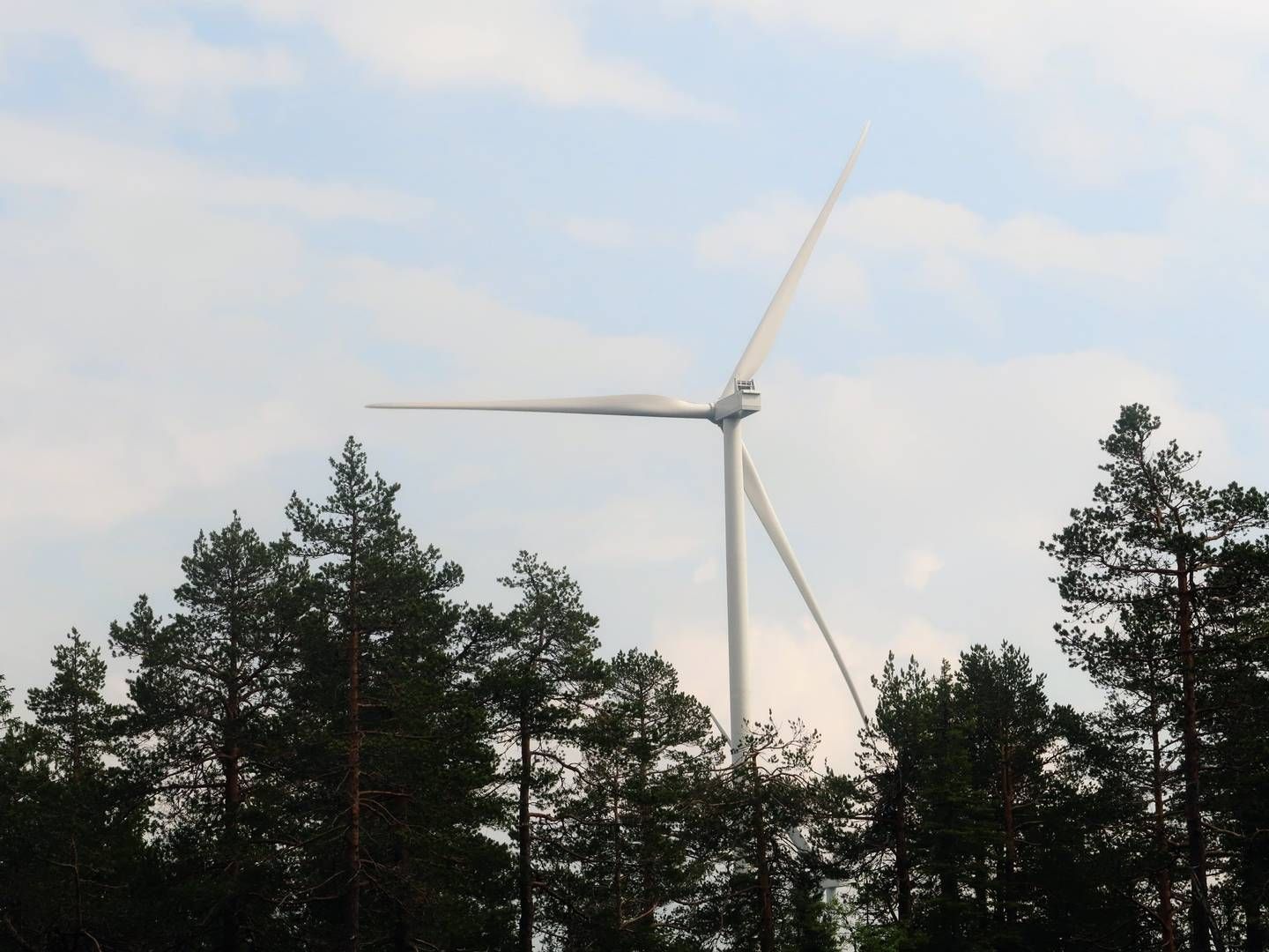 REDUSERT PRODUKSJON: Odal vindpark sliter med turbinene, og får derfor ikke produsert for fullt. | Foto: Anders Lie Brenna