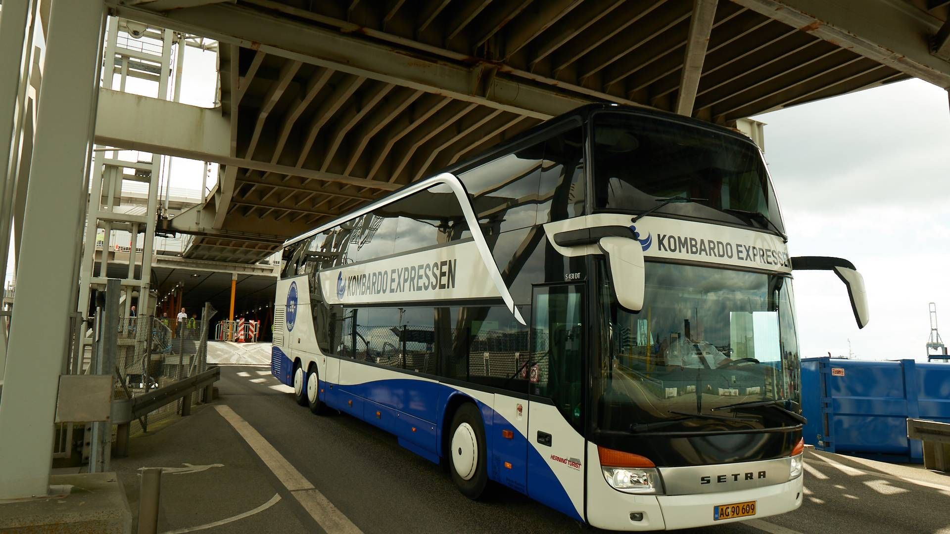 376.000 passagerer har rejst med Molslinjens Kombardo-busser i løbet af de første seks måneder i 2023. | Foto: PR / Molslinjen