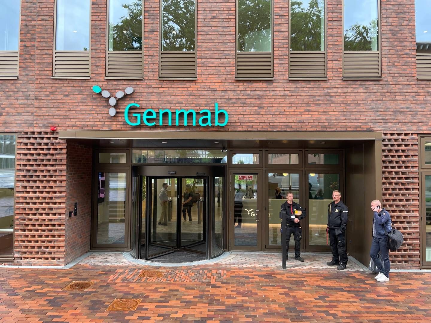 There is now traffic in and out of Genmab's new headquarters in Valby. | Photo: Ulrich Quistgaard