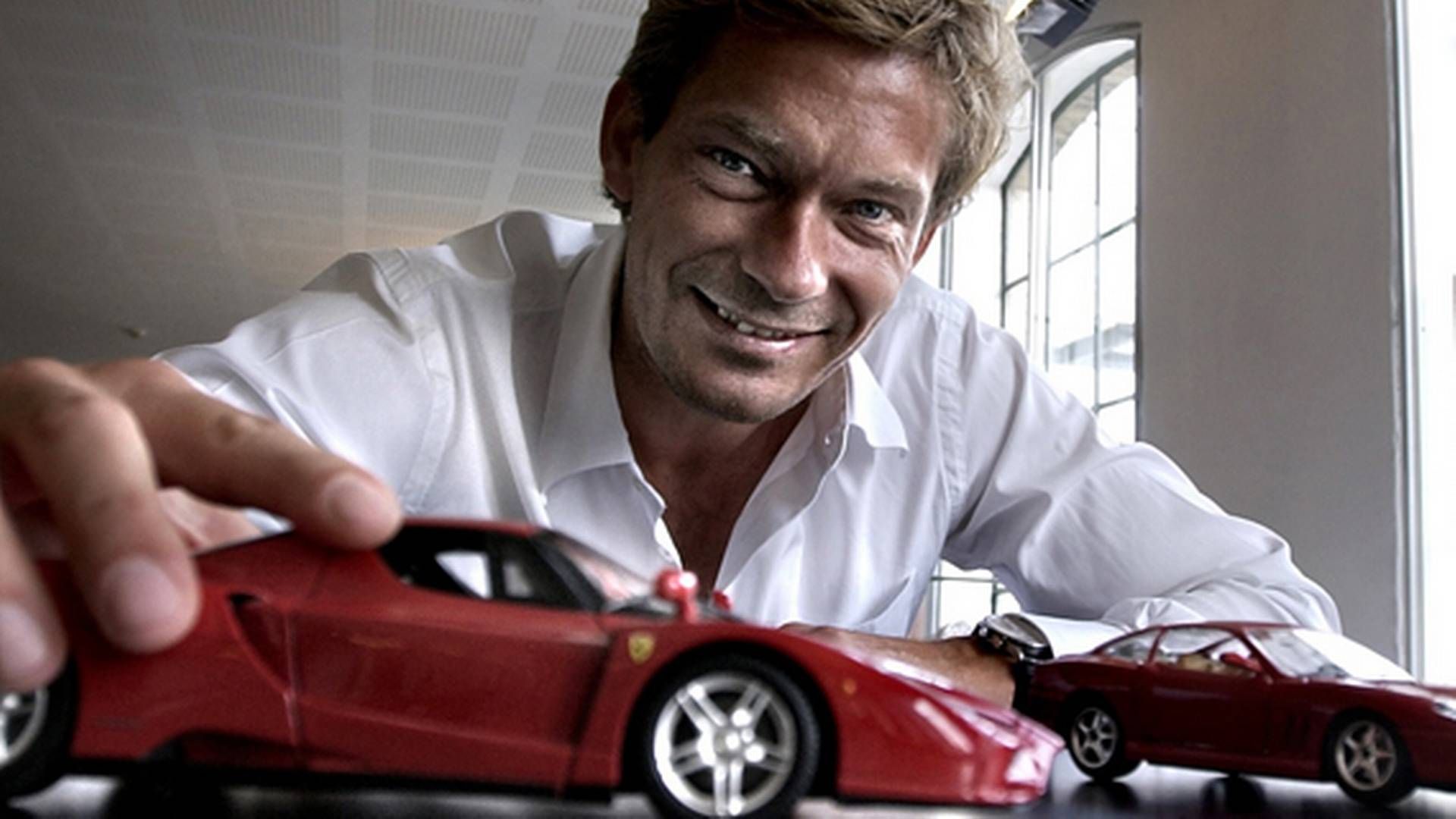 Johnny Laursen har tjent godt på import af biler fra Ferrari og Maserati | Foto: Torben Stroyer