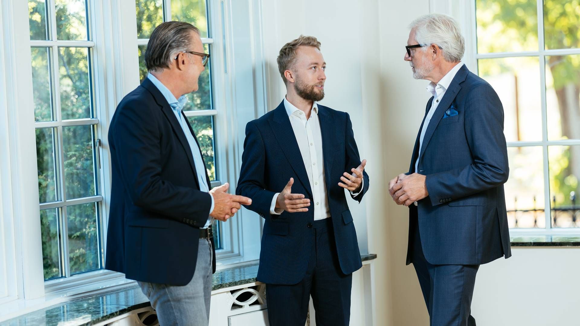 Bastian Larsen (mf.) er adm. direktør i Blackwood Ventures. | Foto: Claus Sall