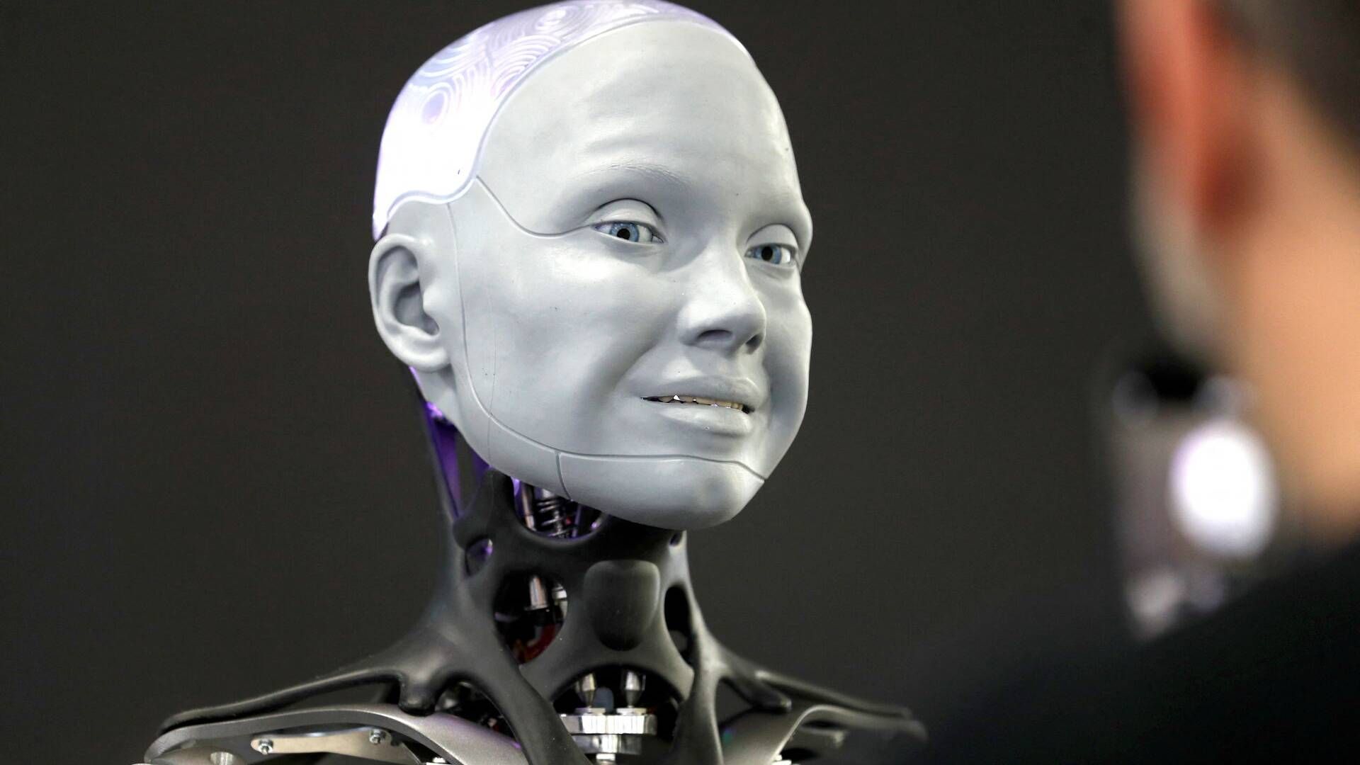 Denne robot, der blev vist på Consumer Electronics Show (CES) i Las Vegas sidste år, skal med tiden udføre servicejobs. | Foto: Steve Marcus/Reuters/Ritzau Scanpix