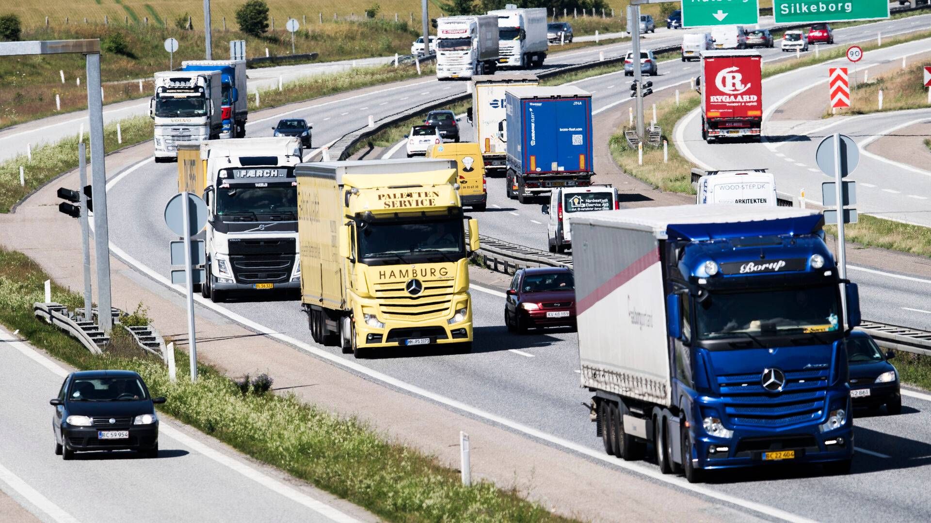 Sagsbehandlingen på udstedelse af kørekort skal effektiviseres, så nyuddannede chauffører hurtigere kan komme i arbejde, mener Niels Flemming Hansen (K). | Foto: Tycho Gregers/Jyllands-Posten/Ritzau Scanpix
