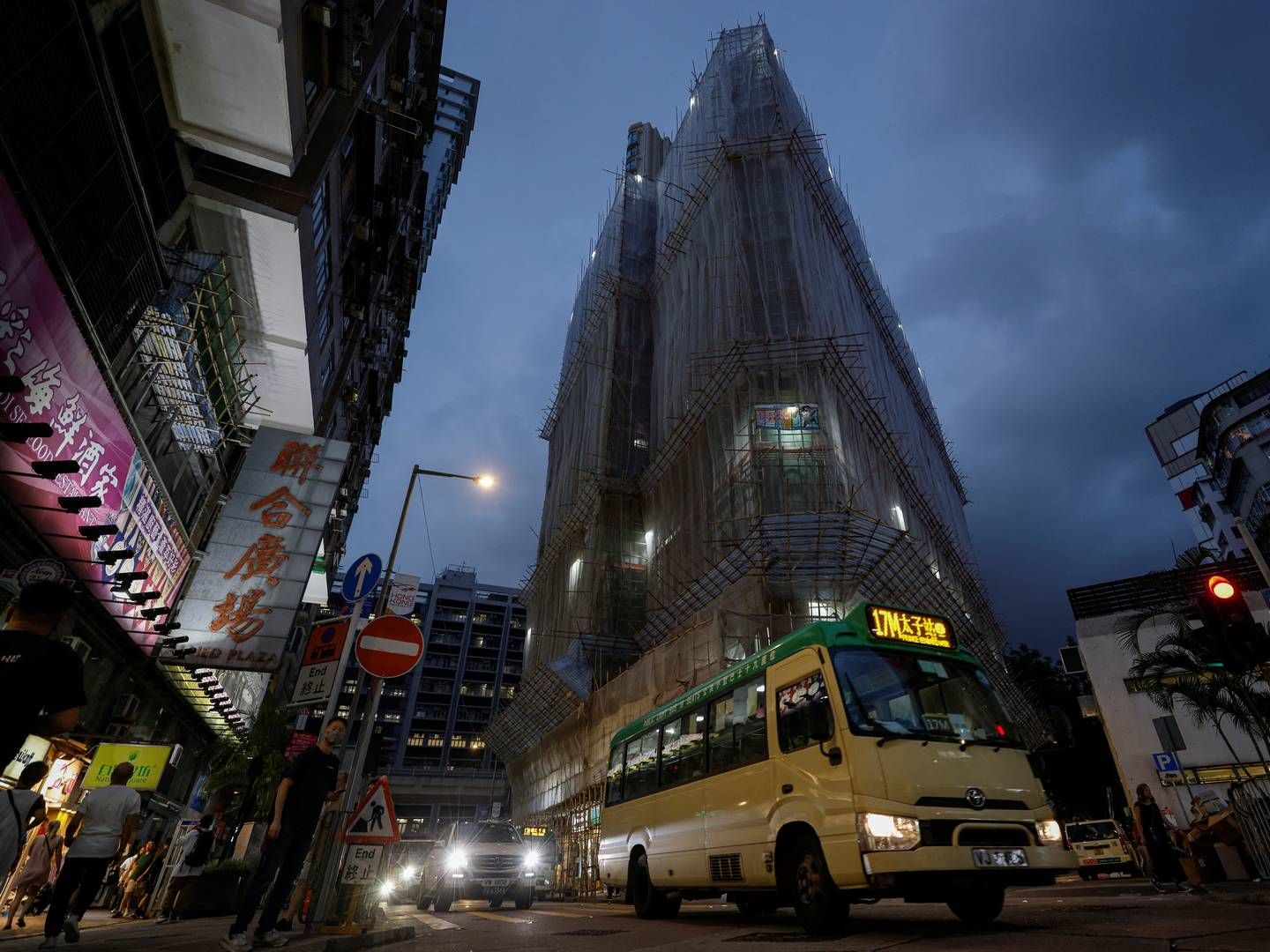 Hongkong er blevet et attraktivt sted for russiske virksomheder at få løst deres tvister. "Systemet hjælper indirekte sanktionsramte virksomheder med at gennemføre deres forretningstransaktioner,” siger juraprofessor. | Foto: Tyrone Siu/Reuters/Ritzau Scanpix