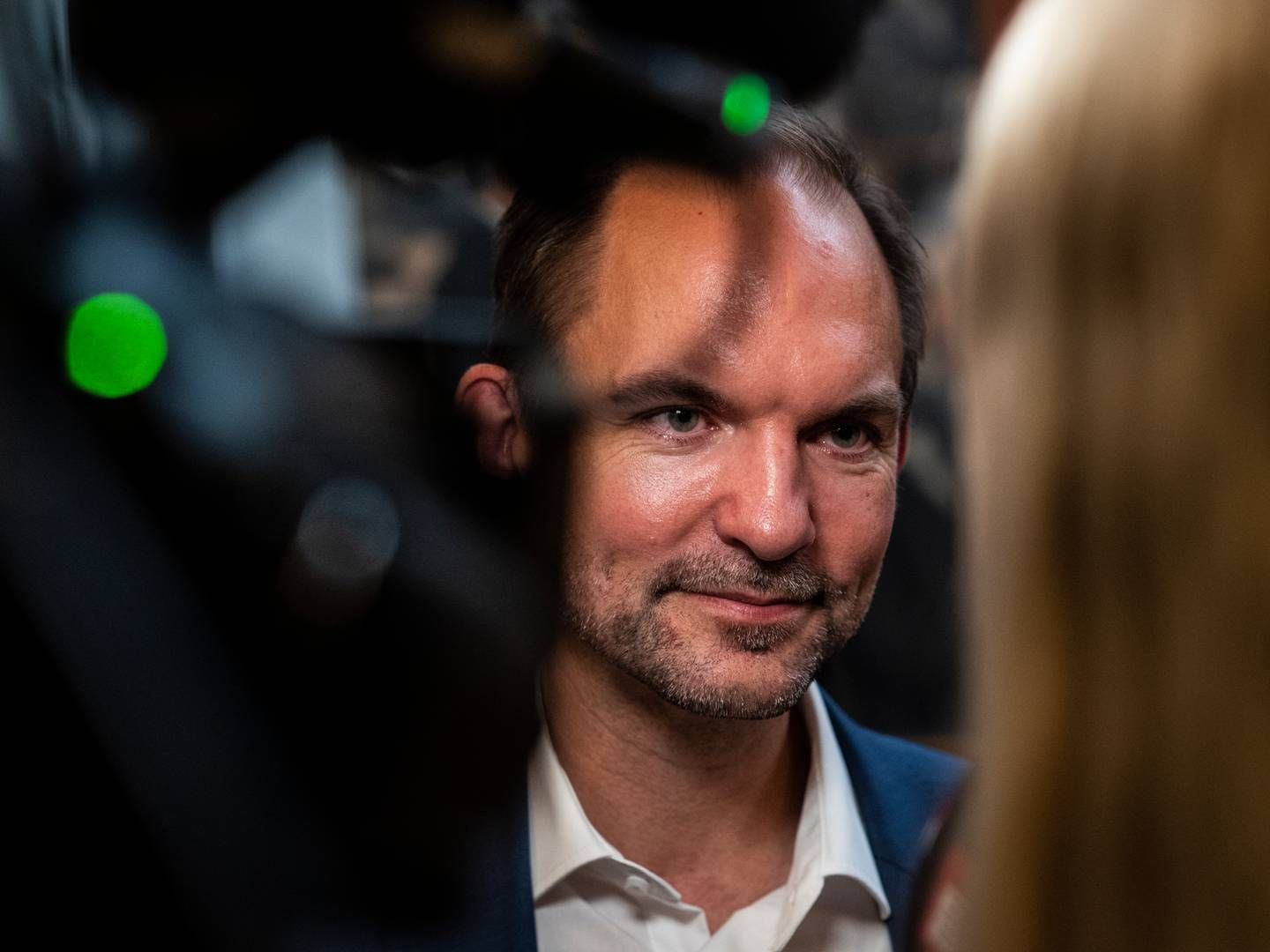 Regeringen har ikke planer om at indføre en ekstraskat på bankernes renteindtægter, siger skatteminister Jeppe Bruus (S). | Foto: Jonas Olufson