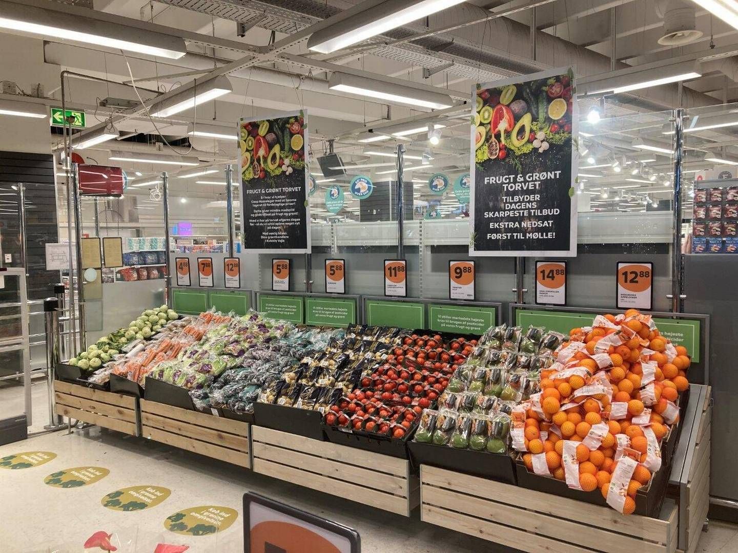 Varslingen om at lukke supermarkedet Kvickly i shoppingcentret Bryggen i Vejle blev afblæst i marts. Supermarkedet ejes nu af De tolv selvstændige Kvickly-brugsforeninger, der er en del af Coop Danmark. | Foto: Pr
