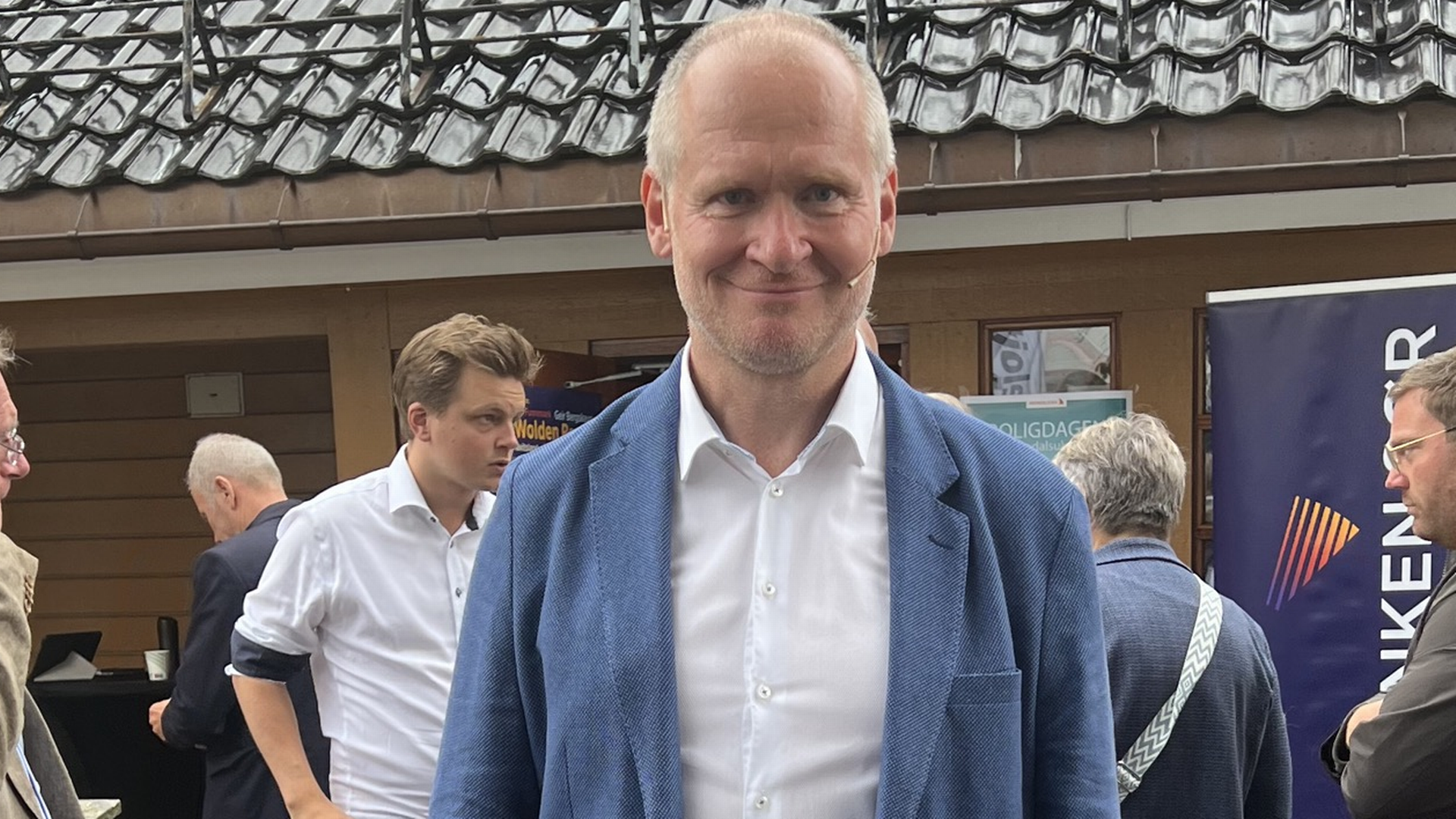 ARENDALSUKA: Henning Laurisen er med i flere paneler i Arendal. Tirsdag var han tilstede under Boligprodusentenes tallslipp. | Foto: Johannes Enli Kalleberg