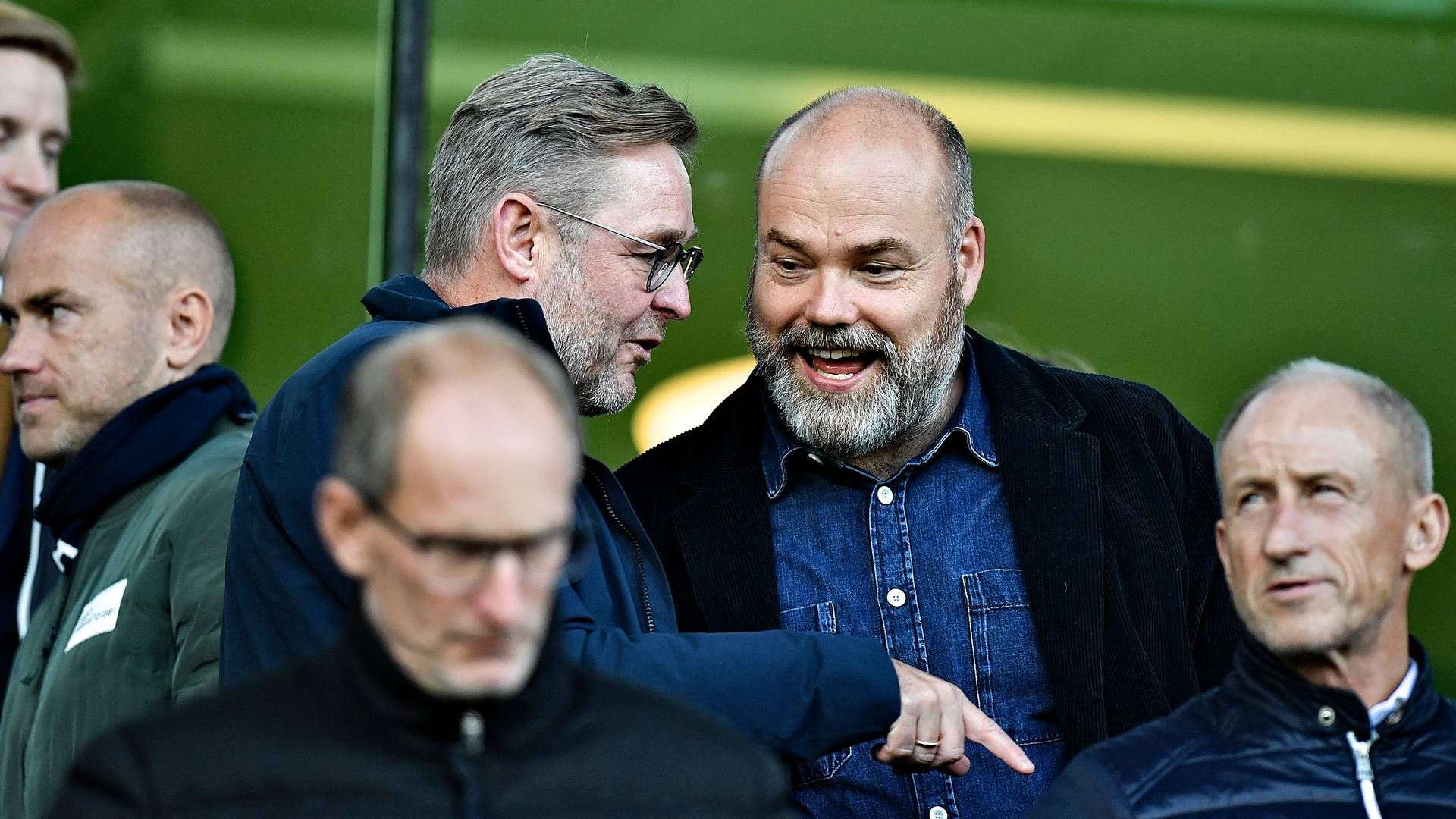 Smilene er store i både FC Midtjylland og Bestseller, efter modeprofilen Anders Holch Povlsen via sit investeringsselskab Heartland tirsdag købte sig ind i fodboldklubben. | Foto: Ernst van Norde