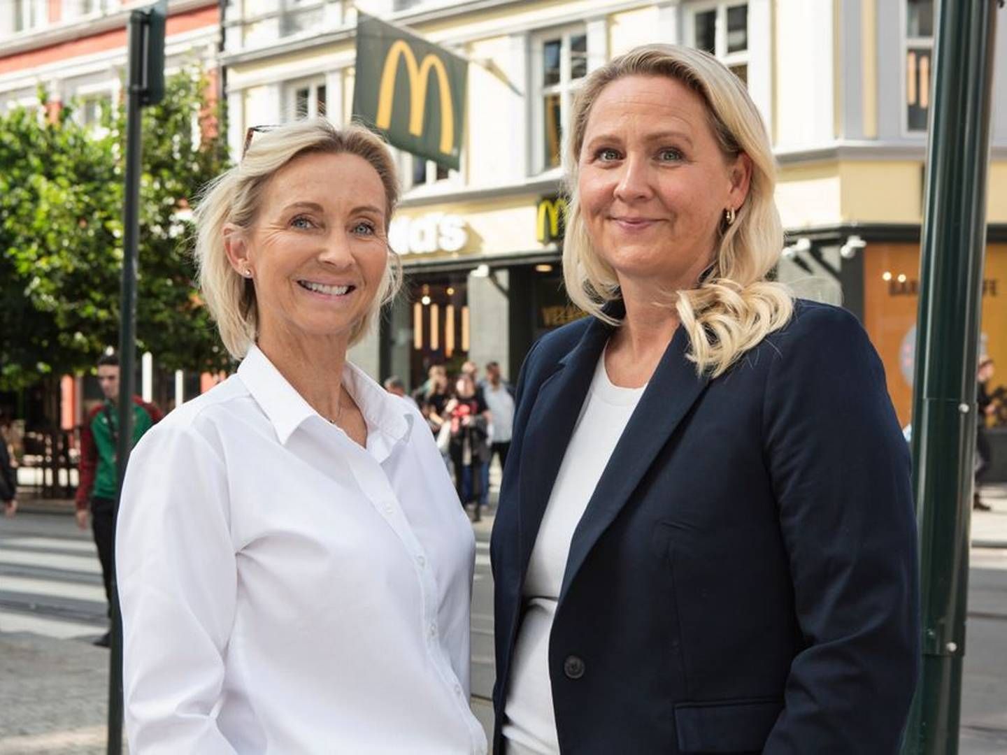 ÅPNER I NORD: Eiendomssjef for McDonald’s i Norge, Liv Siri H. Silseth og administrerende direktør for McDonald's i Norge, Ann Helen Våge. | Foto: McDonald's