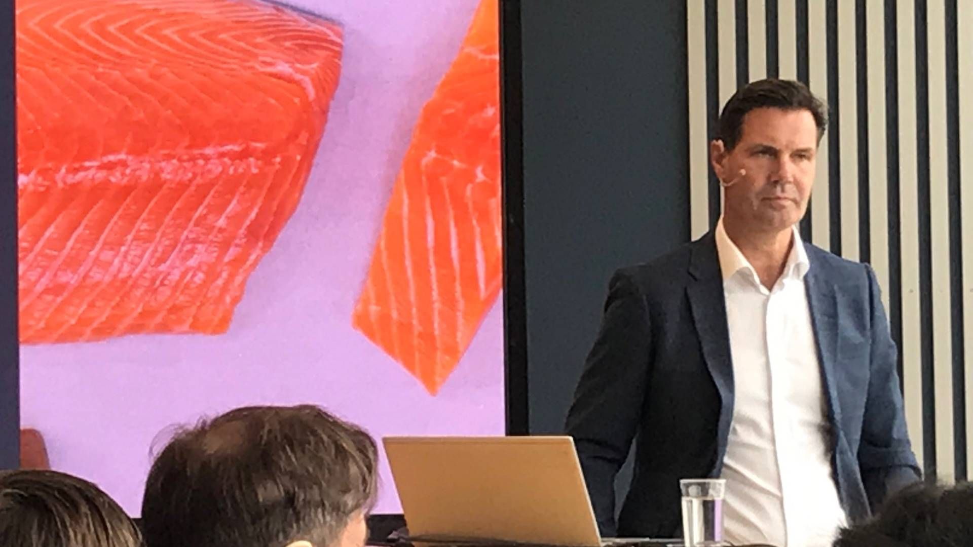 Lerøy-topchef Henning Beltestad kritiserer regeringens tiltag med en ekstraskat på lakseopdræt i landet - hvilket en række øvrige fiskedirektører i Norge også gør. | Foto: Torben Salomonsen
