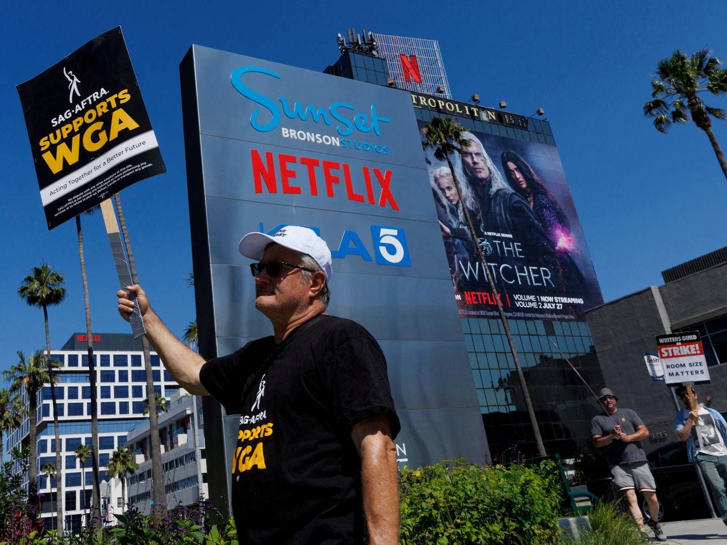 Netflix anklages sammen med Amazon og Walt Disney Co. af manuskriptforfatterne for monopolistisk adfærd. | Foto: Mike Blake