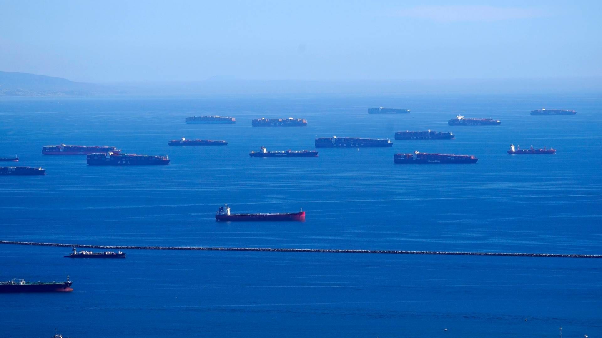 Cargo ships in the waters off the West Coast of the United States where the Star Maia has been fined for discharging dirty sewage. | Photo: Mark J. Terrill/AP/Ritzau Scanpix