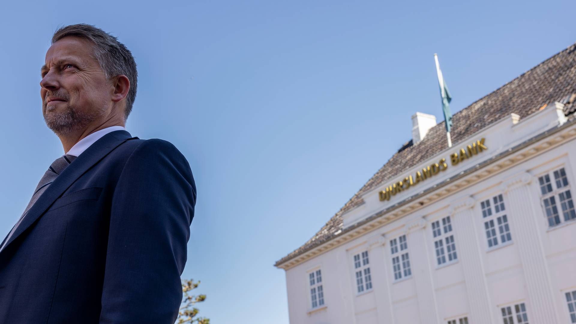Konkurrencen i banksektoren virker, mener Sigurd Simmelsgaard, adm. direktør i Djurslands Bank. | Foto: Joachim Ladefoged