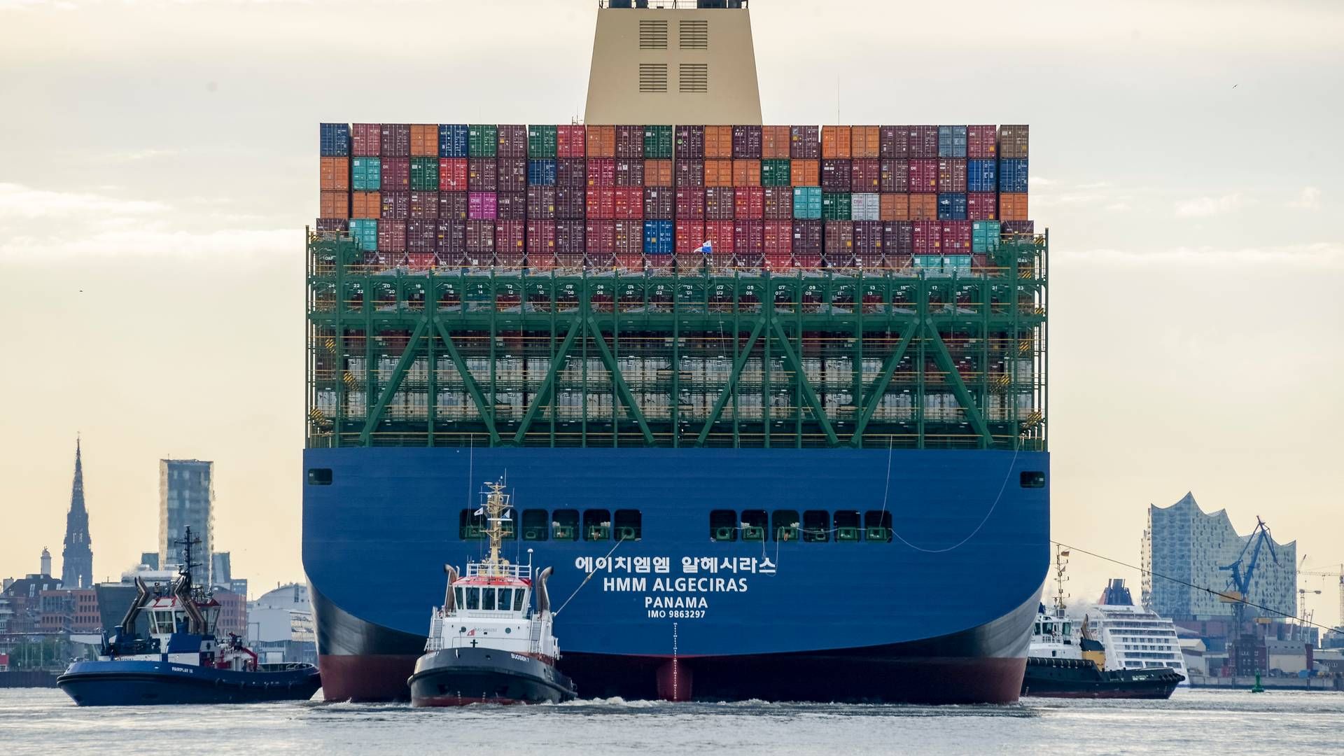 HMM er Sydkoreas ubetinget største rederi. Nu kan det ende på tyske hænder, efter at konkurrenten Hapag-Lloyd har lagt et bud på selskabet. | Foto: Axel Heimken/AP/Ritzau Scanpix