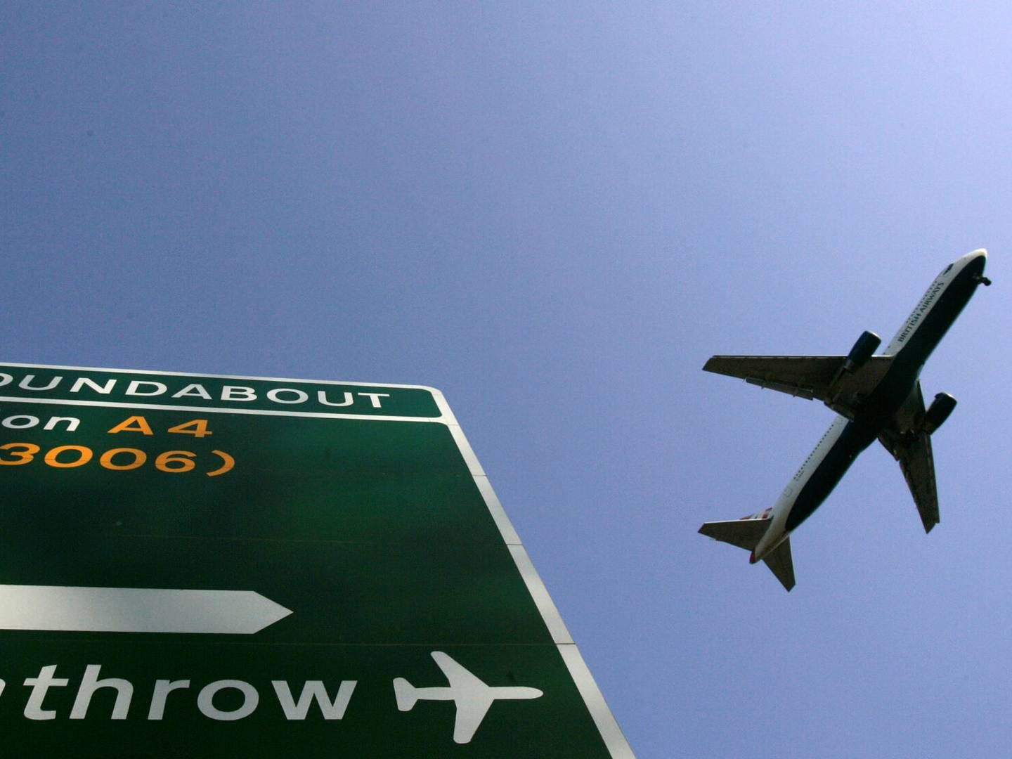 Flyselskaberne British Airways, EasyJet og skotske Loganair har alle advaret passagererne om udfordringer i Storbritannien. | Foto: Luke Macgregor/Reuters/Ritzau Scanpix