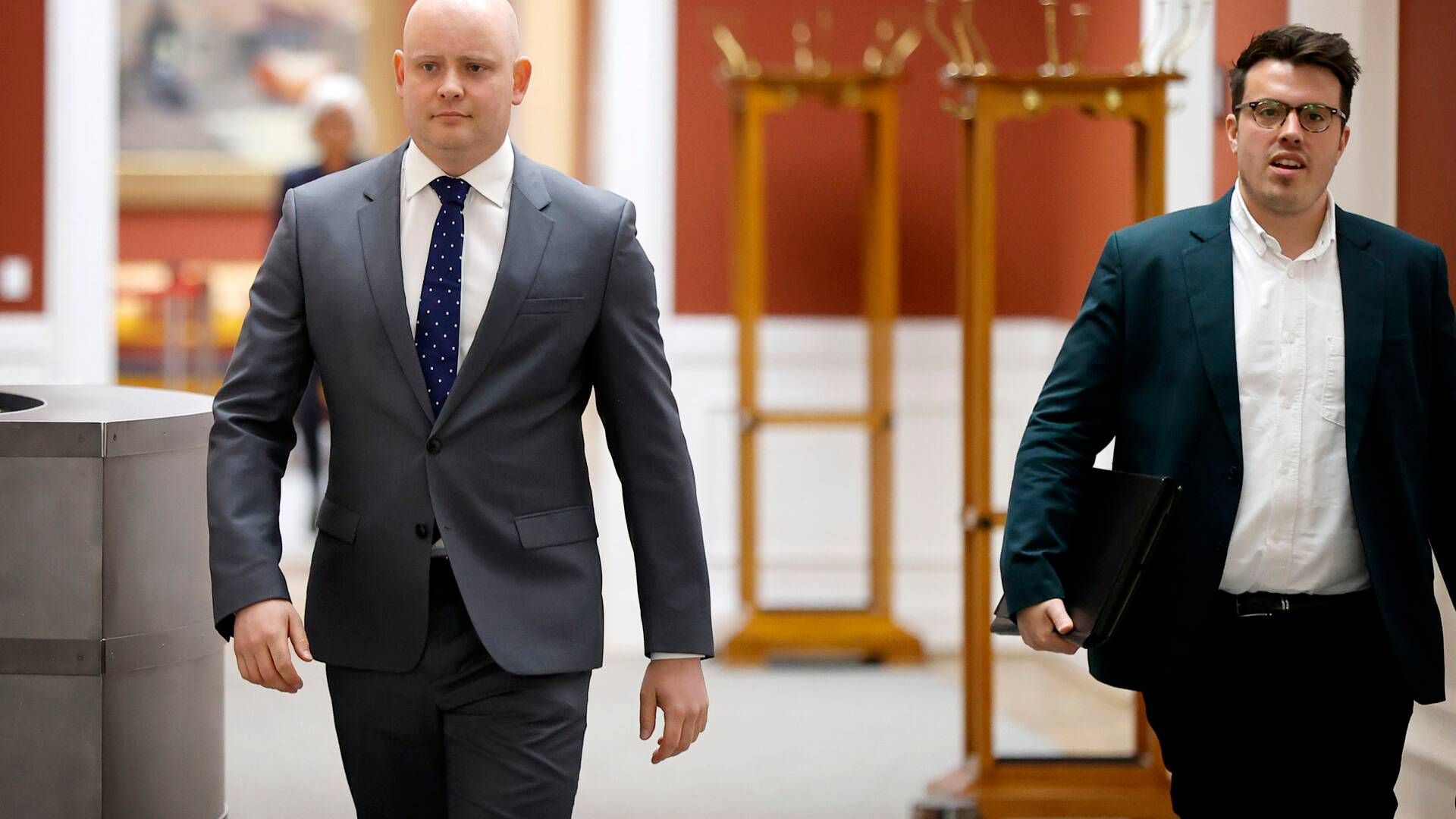 Kulturminister Jacob Engel-Schmidt på vej til gruppemøde hos Moderaterne på Christiansborg. | Foto: Jens Dresling/Ritzau Scanpix