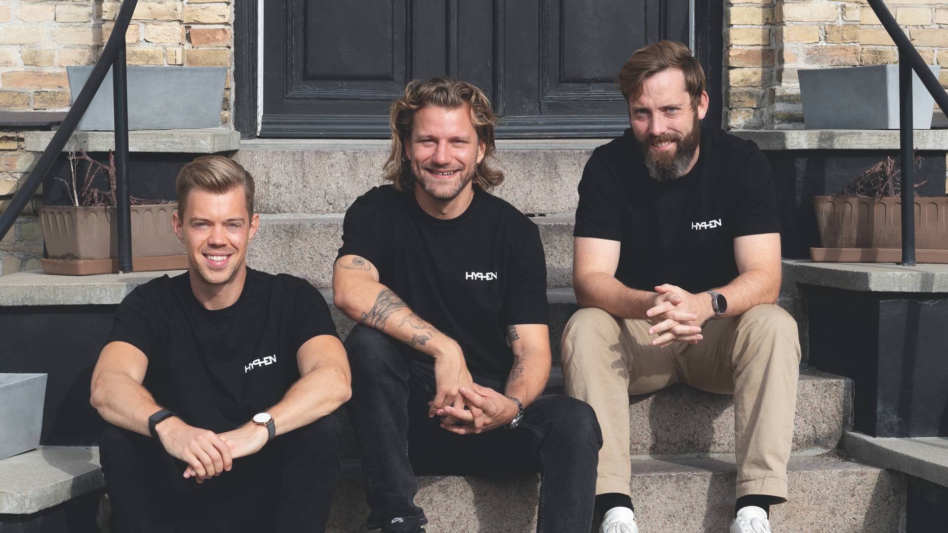 Hyphen blev stiftet i 2022 af (fra venstre) Simon Westh Henriksen, Kasper Juul og Yngvi Karlson. | Foto: Pressefoto